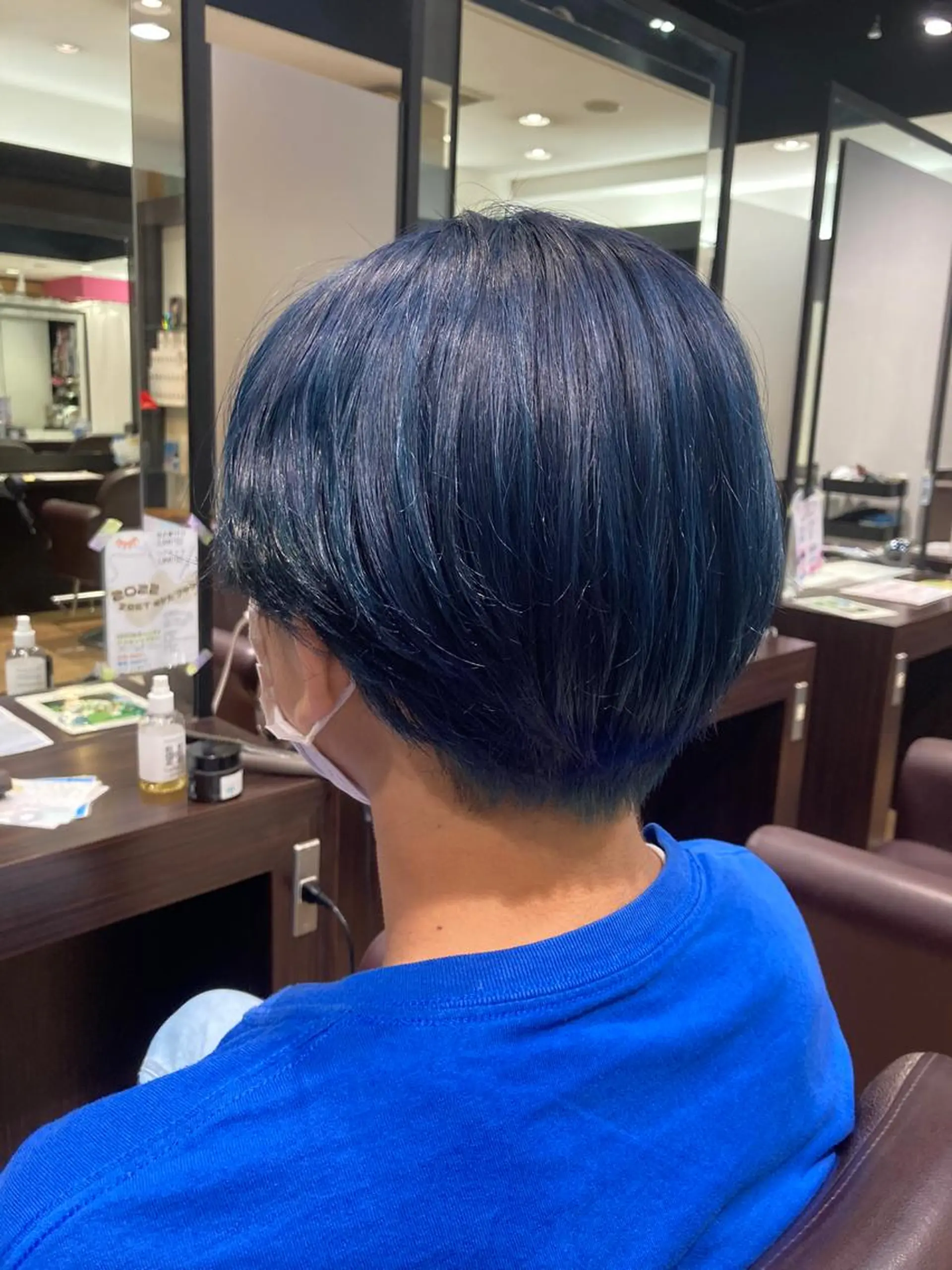 ショート カラー ブリーチ ブルーカラー レピア　博多駅前店所属・LEPIA 博多駅前店のマツエク・マツパデザイン