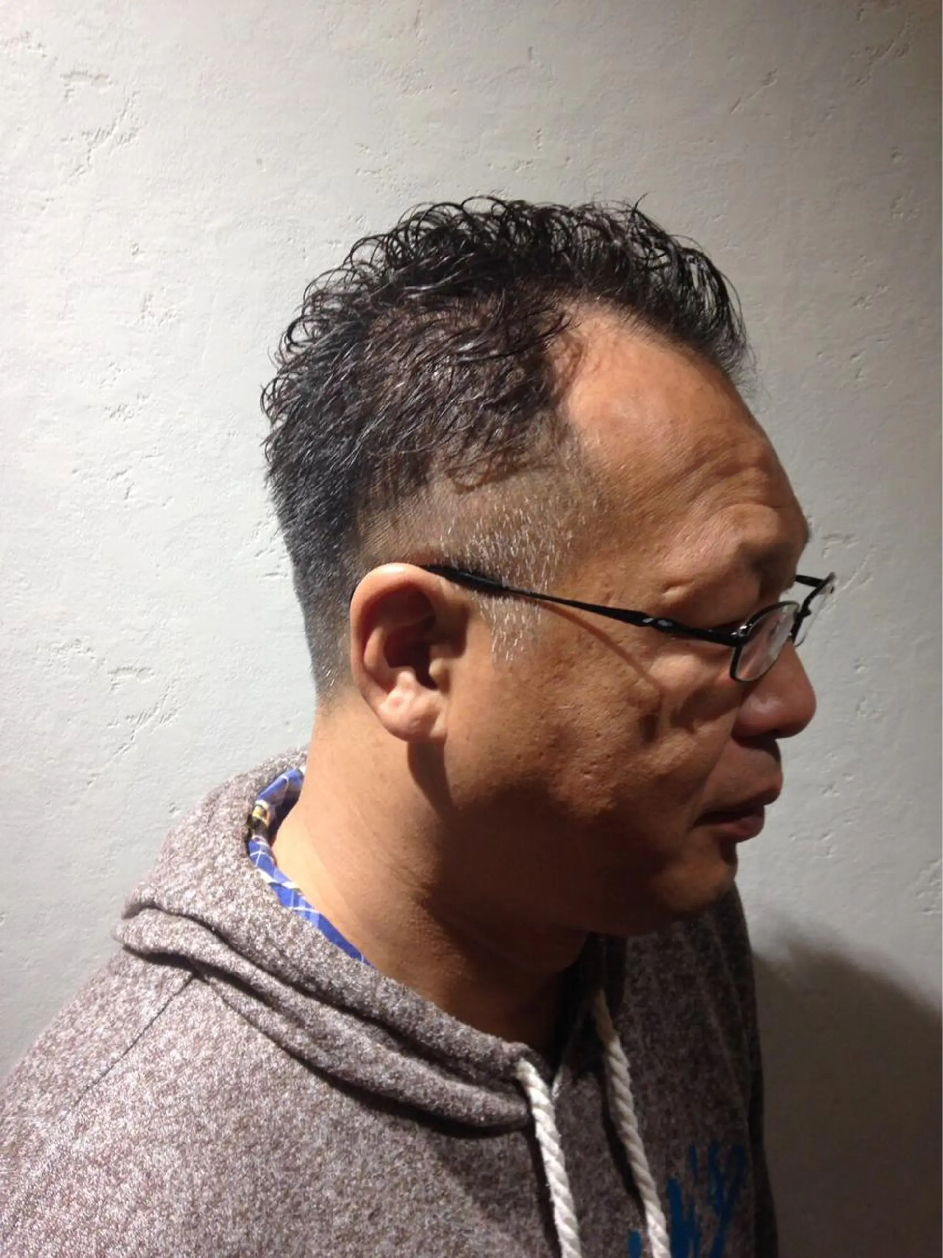 メンズ メンズパーマ 吉岡 昌吾のヘアスタイル