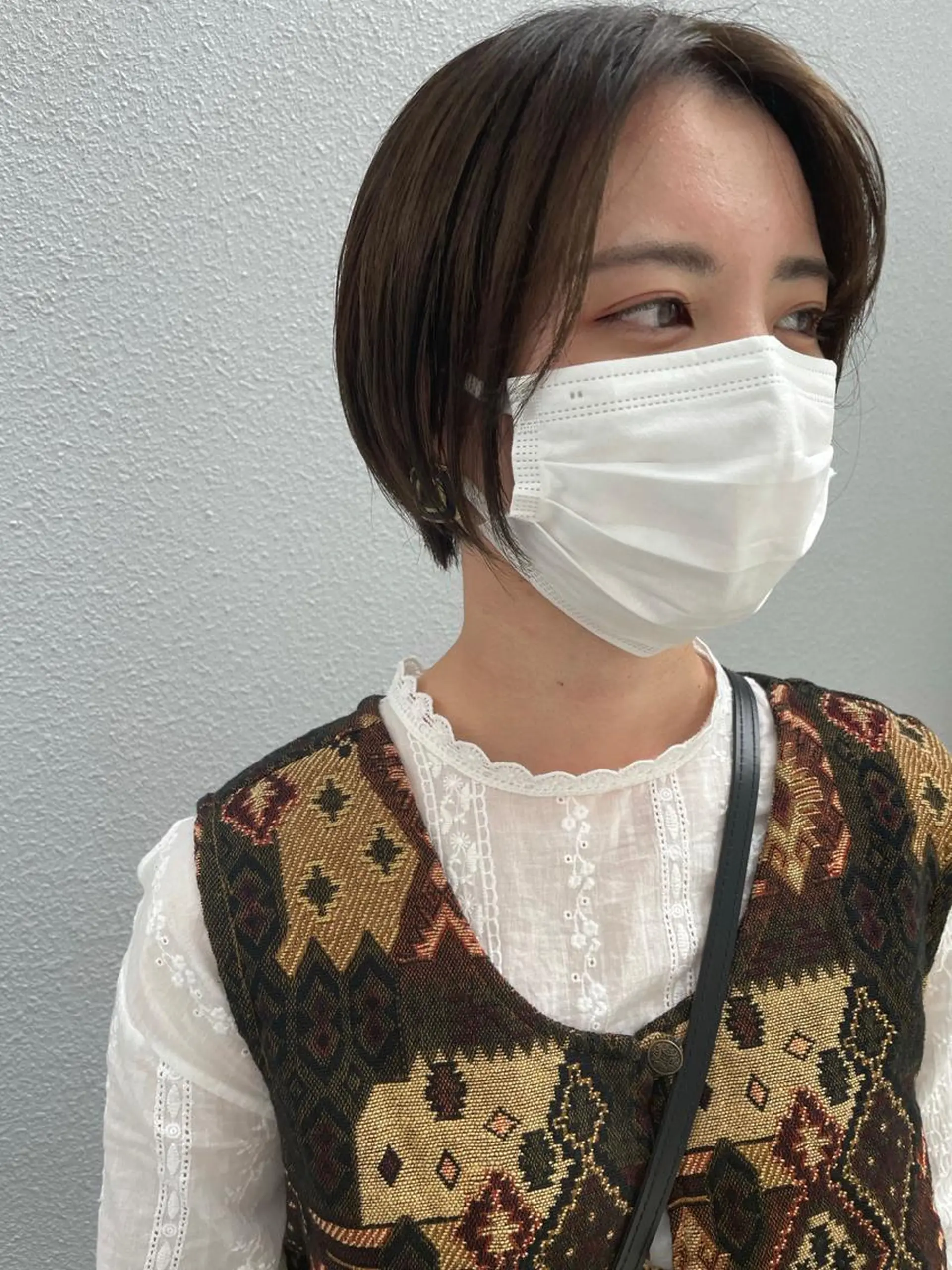 ショート 切りっぱなしボブ ショートボブ 丸みショート ミストバング ボブ C’LD hair  produce /シールドヘア所属・モテ髪/ボブ/ショー ト/アダチフウトのヘアスタイル