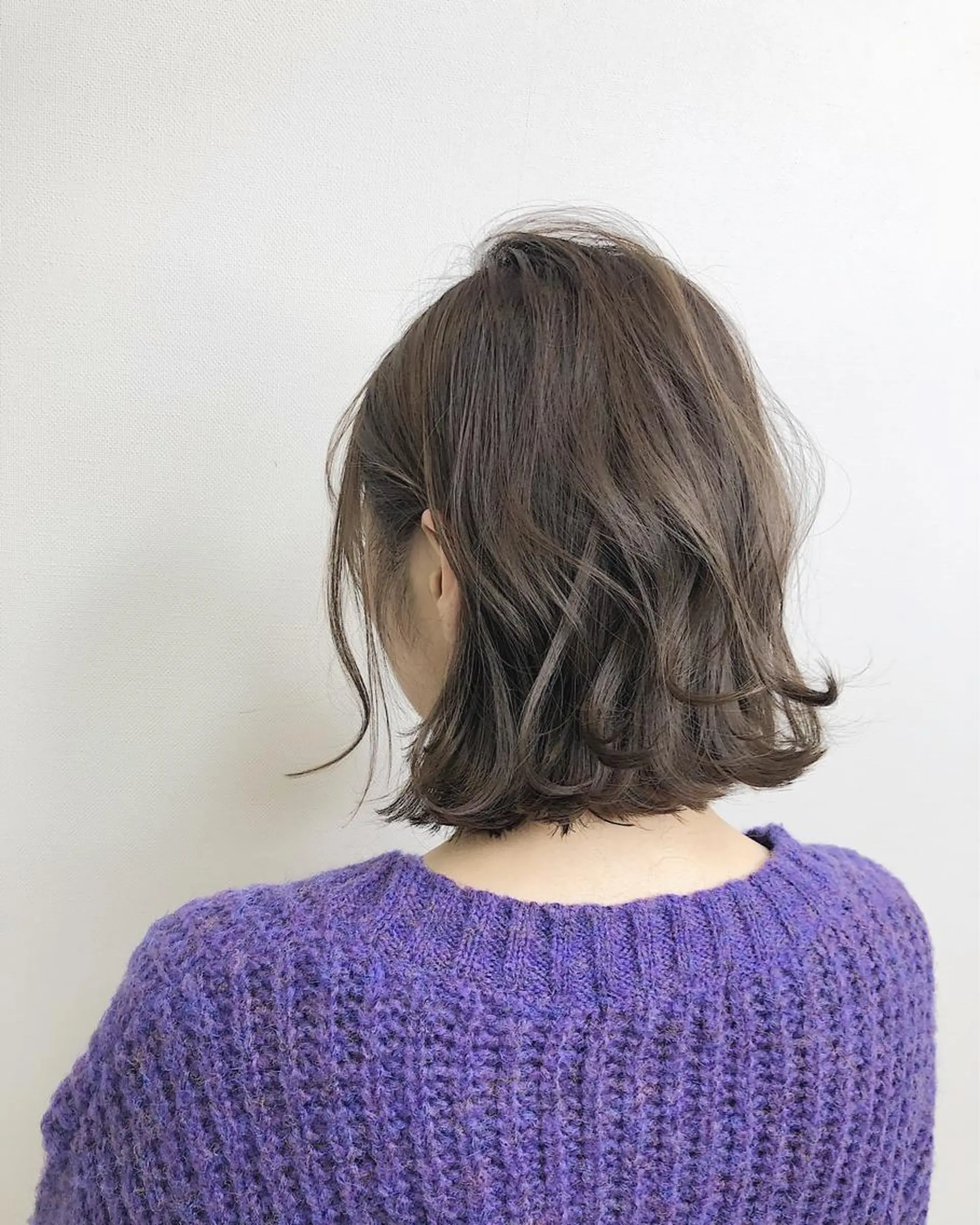 ショート アッシュ ボブ レイヤー×縮毛矯正 深見 拓のヘアスタイル