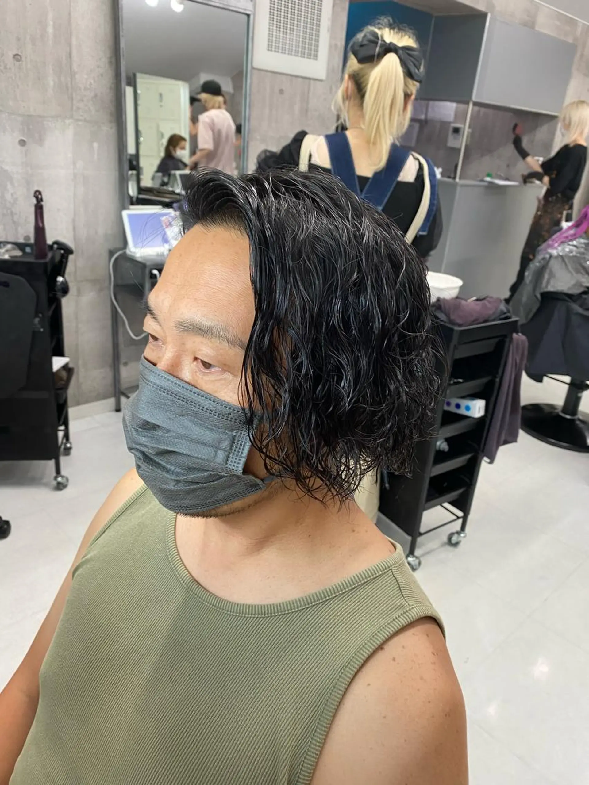 ミディアム メンズ カット メンズパーマ名人 TAKUMAのヘアスタイル