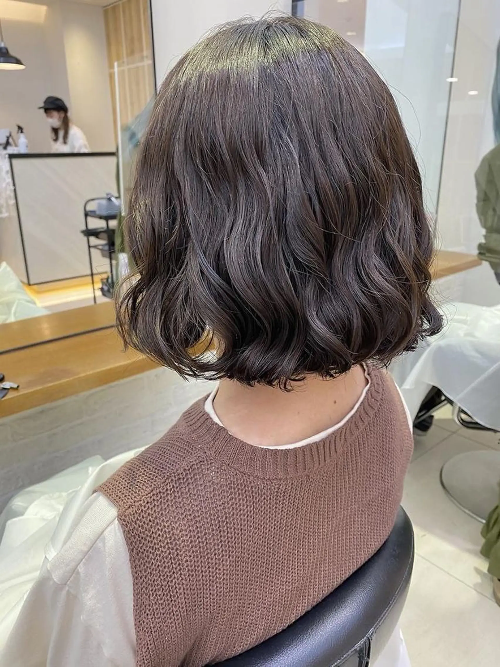 ショート パーマ ラフィスヘアー オウスケのヘアスタイル