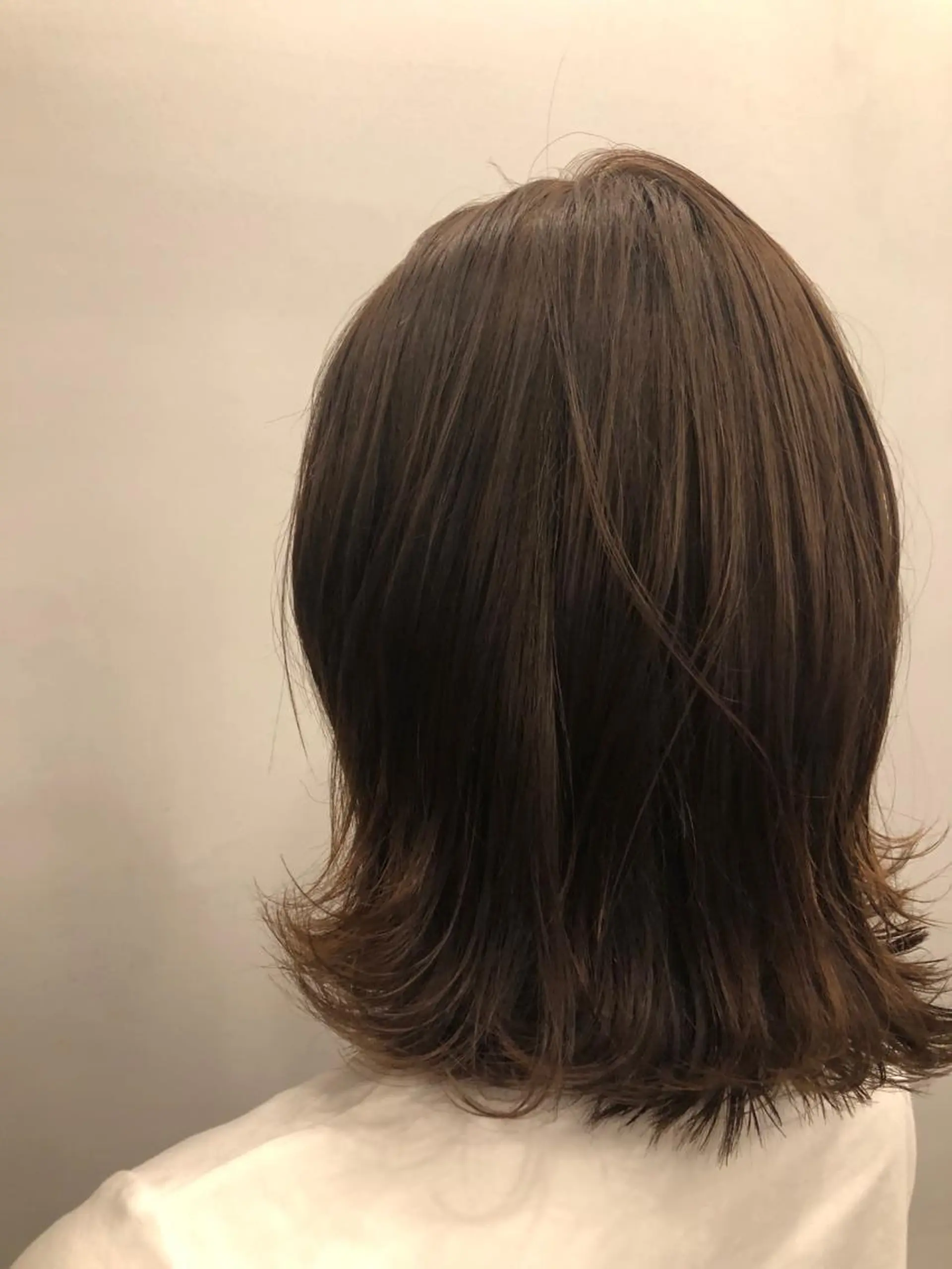 ミディアム レイヤーカット Strawberry所属・原田 志保のヘアスタイル