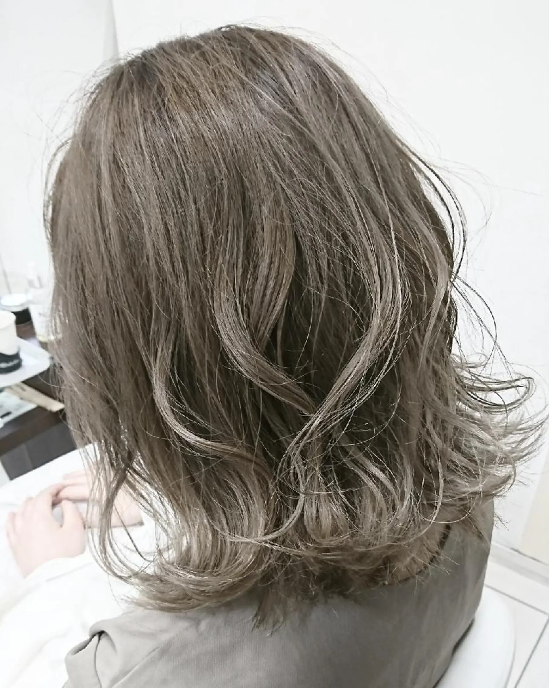 ミディアム カラー 透明感カラー グラデーションカラー 外国人風カラー 💎大人ハイライト 💎上杉一也💎のヘアスタイル