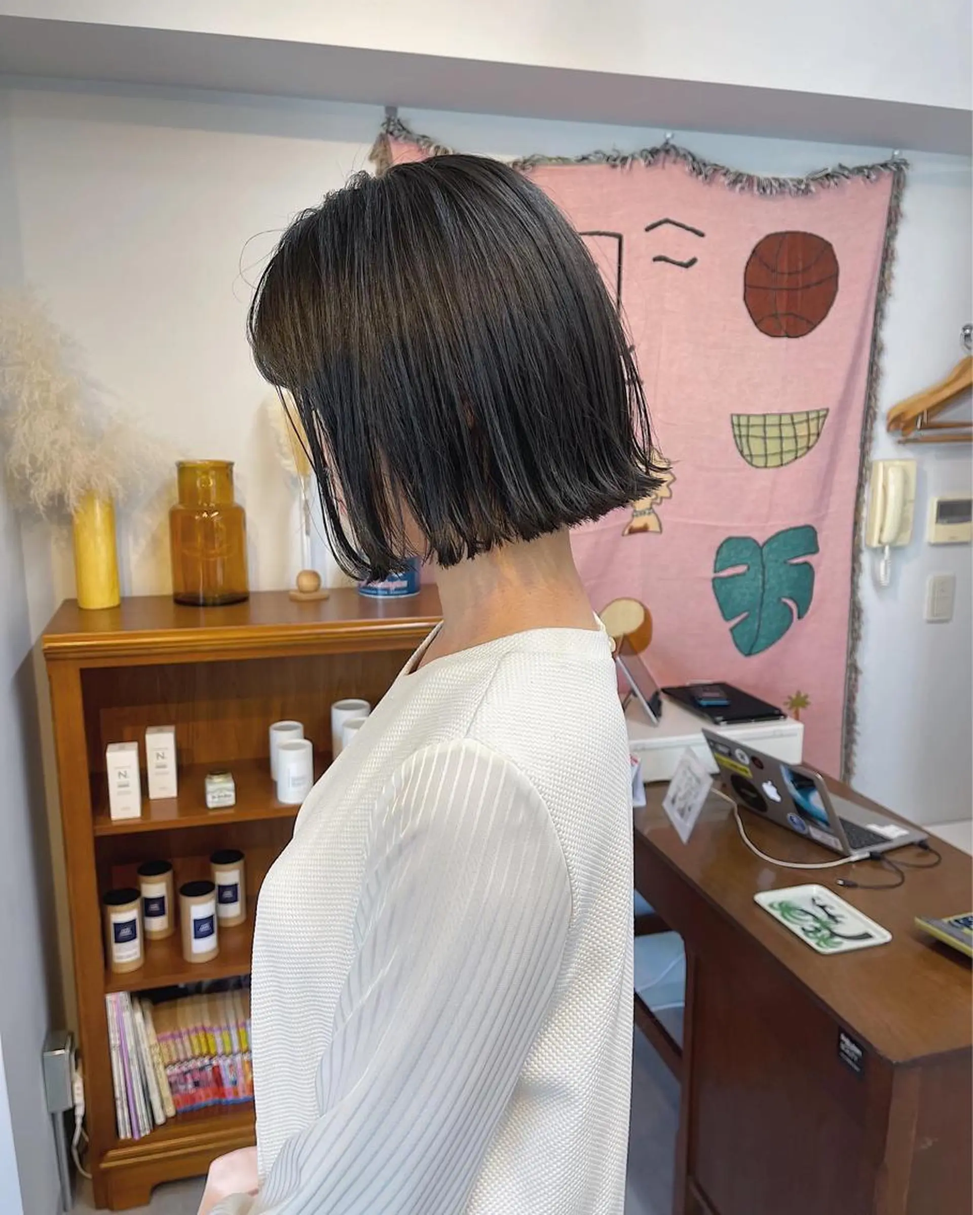 ショート ボブ 外ハネヘア カット ヘアカラー トリートメント MEY HAIR / CURLYS所属・丁寧なカウンセリング 🌿KENTA🌿のヘアスタイル