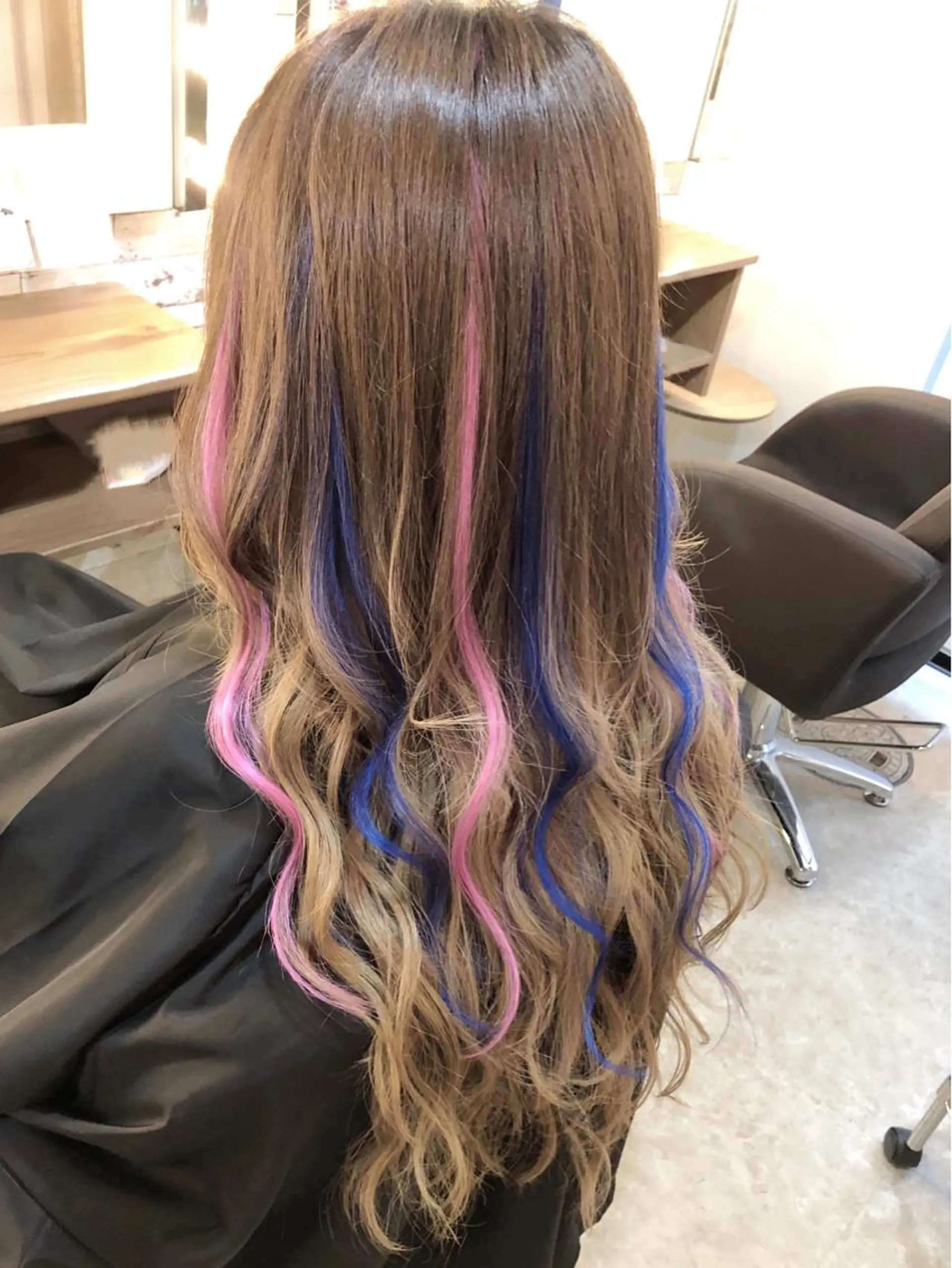 ロング カラー ヘアアレンジ ブルーカラー メッシュ ピンクカラー エクステ Hair Make Salon ZERO所属・Hair Make Salon ZEROのヘアスタイル