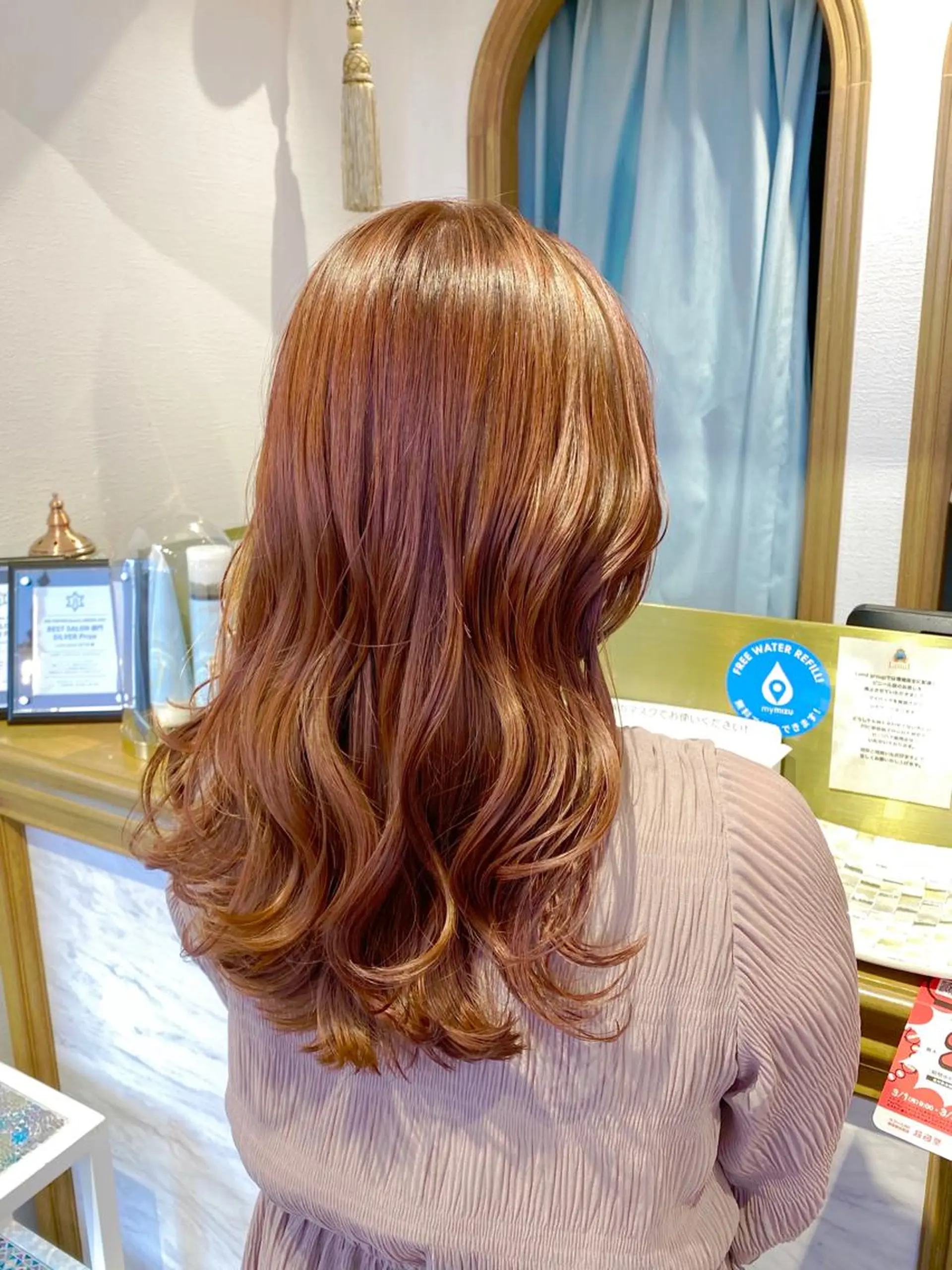 ミディアム カット ヘアカラー トリートメント レイヤーカット /透明感カラー西田のヘアスタイル