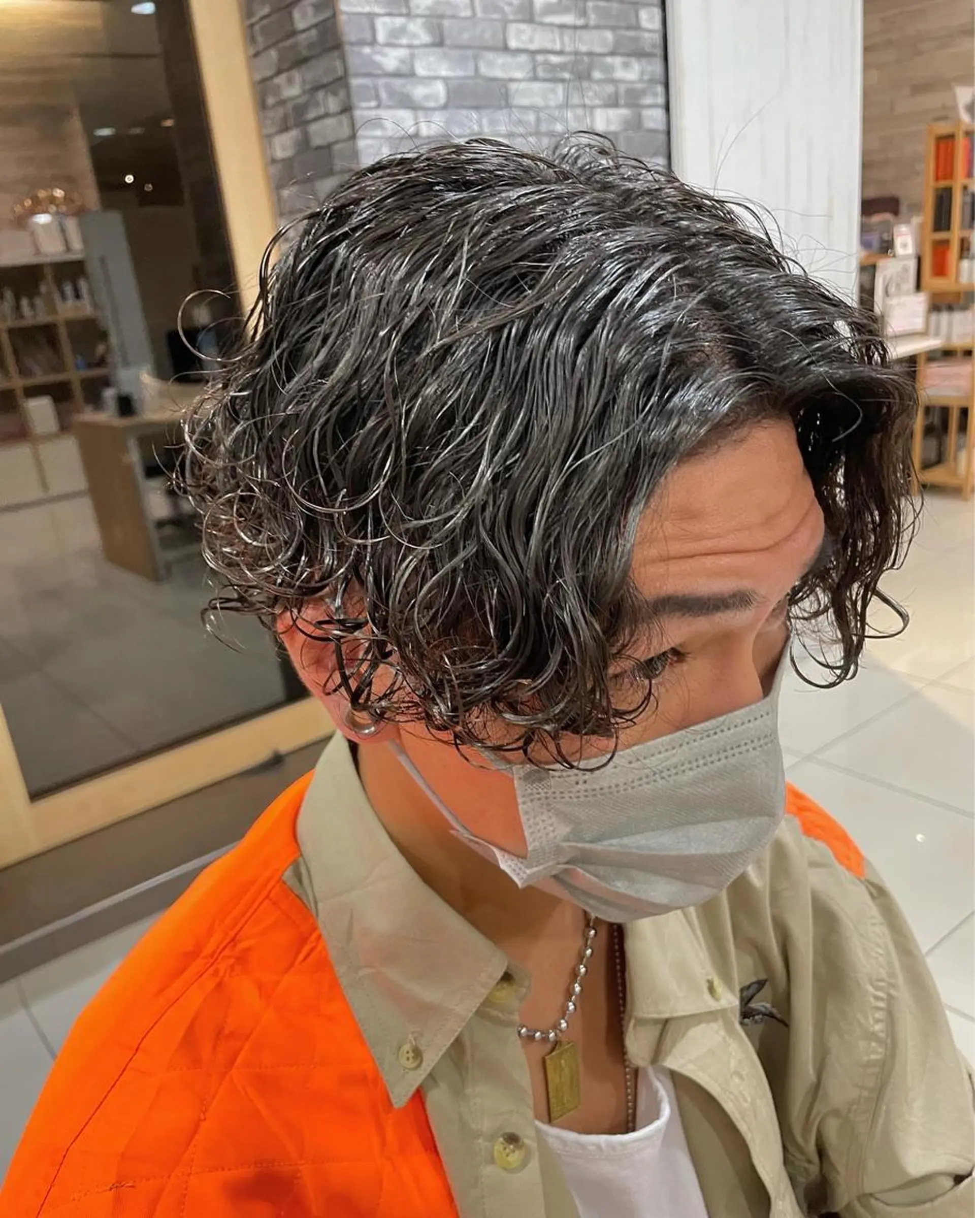 パーマ メンズ ザクザクレイヤー 🍀/ブリーチ/小田のヘアスタイル