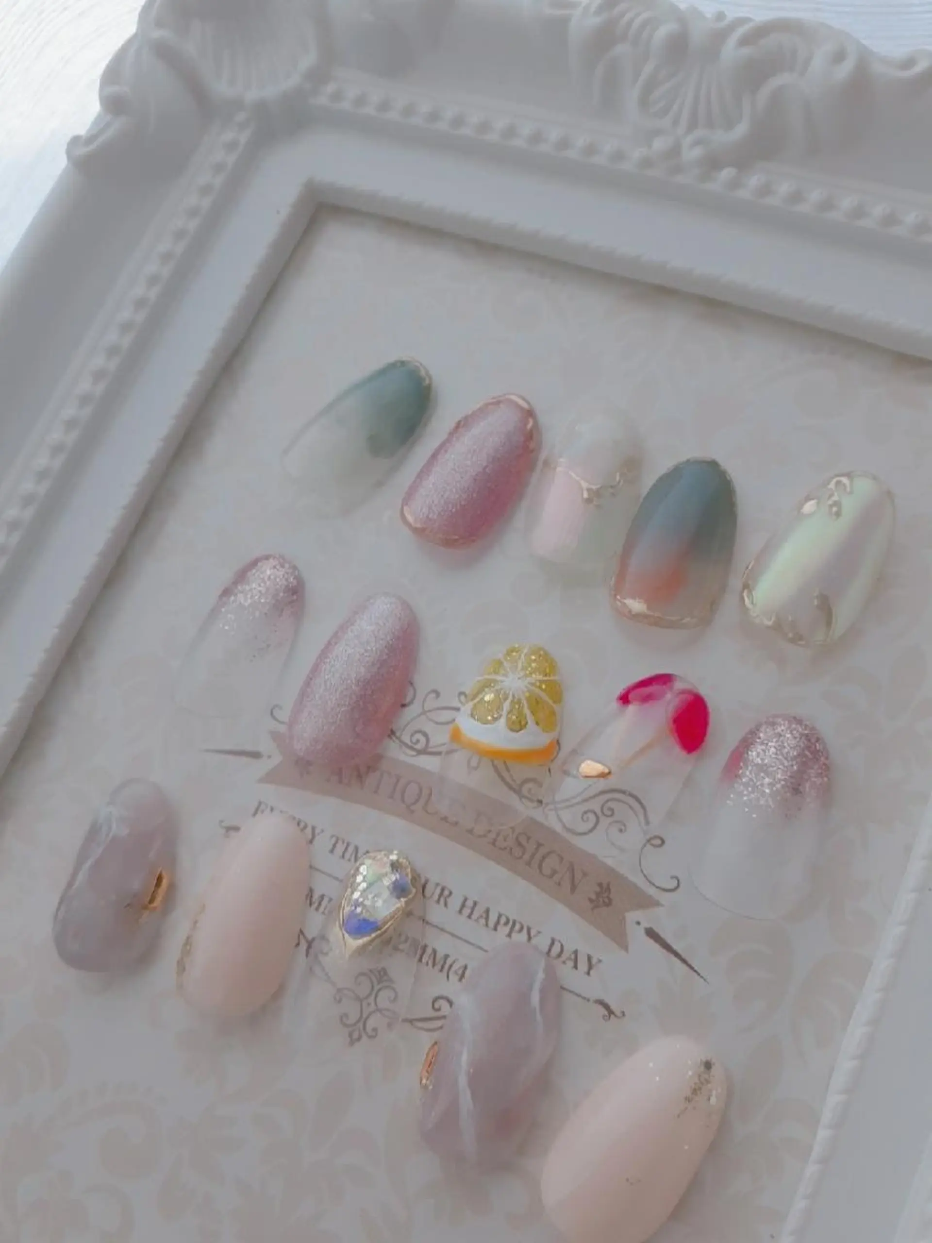 ネイル 鈴木 憂維のネイルデザイン