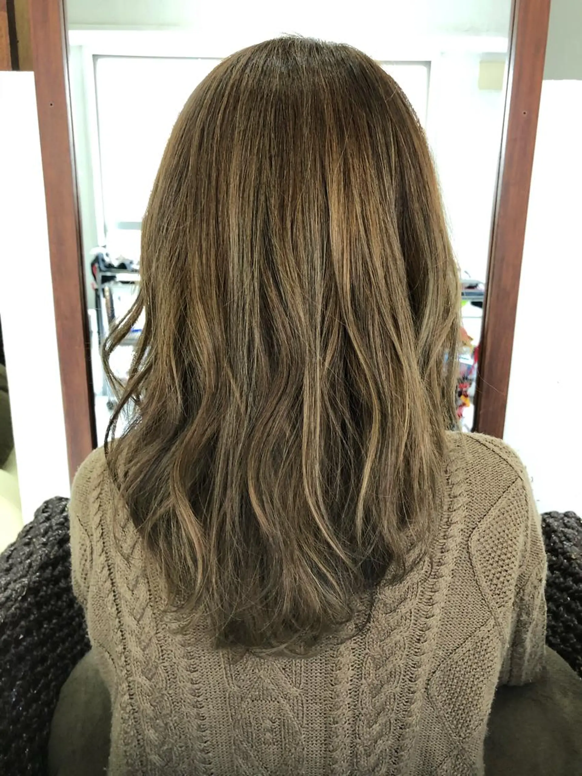 セミロング カラー ヘアアレンジ HempBeauty 浅野アサミのその他イメージ