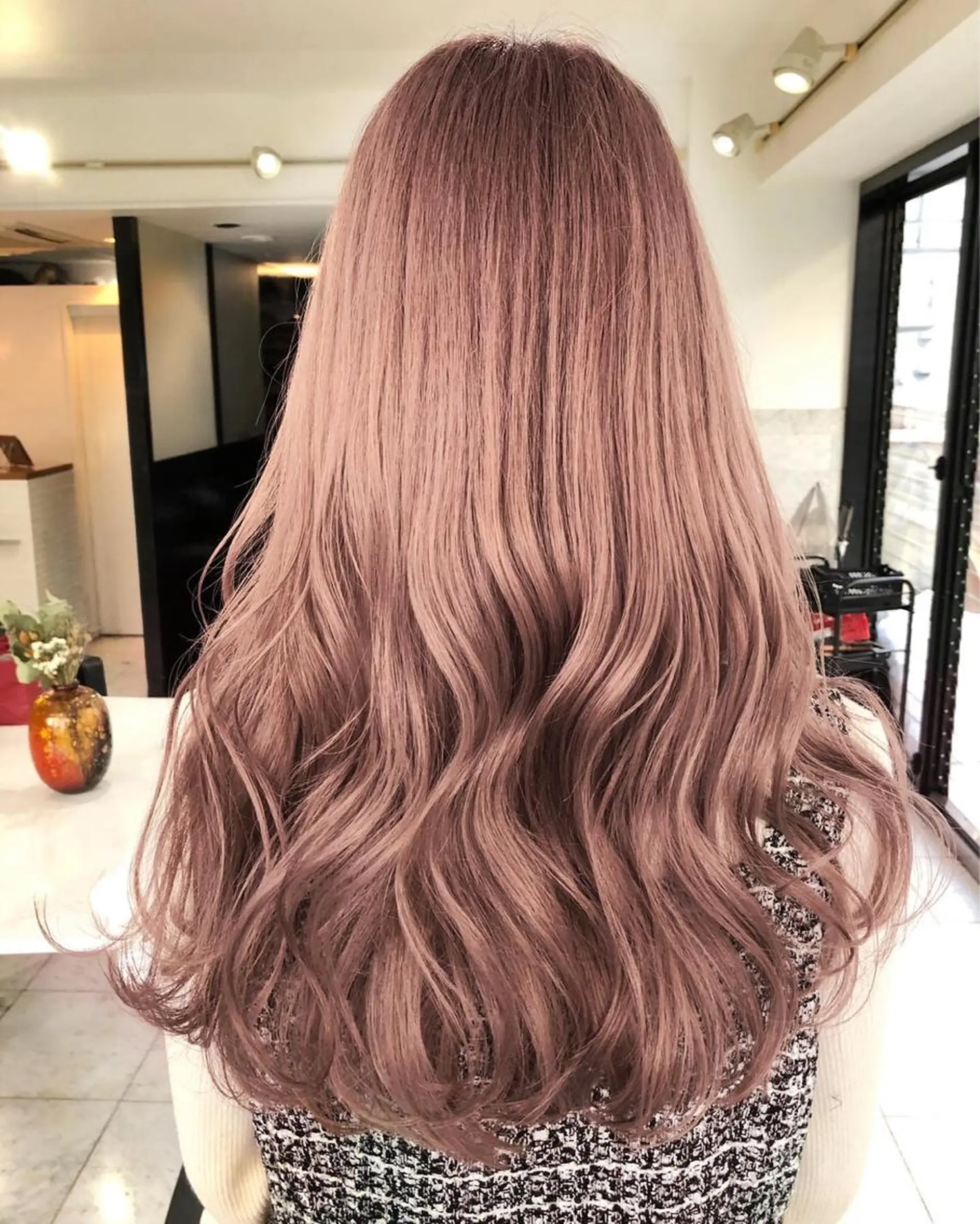 ロング カラー ベージュカラー ピンクカラー ピンクベージュ レイヤーカット BLend 渋谷のヘアスタイル