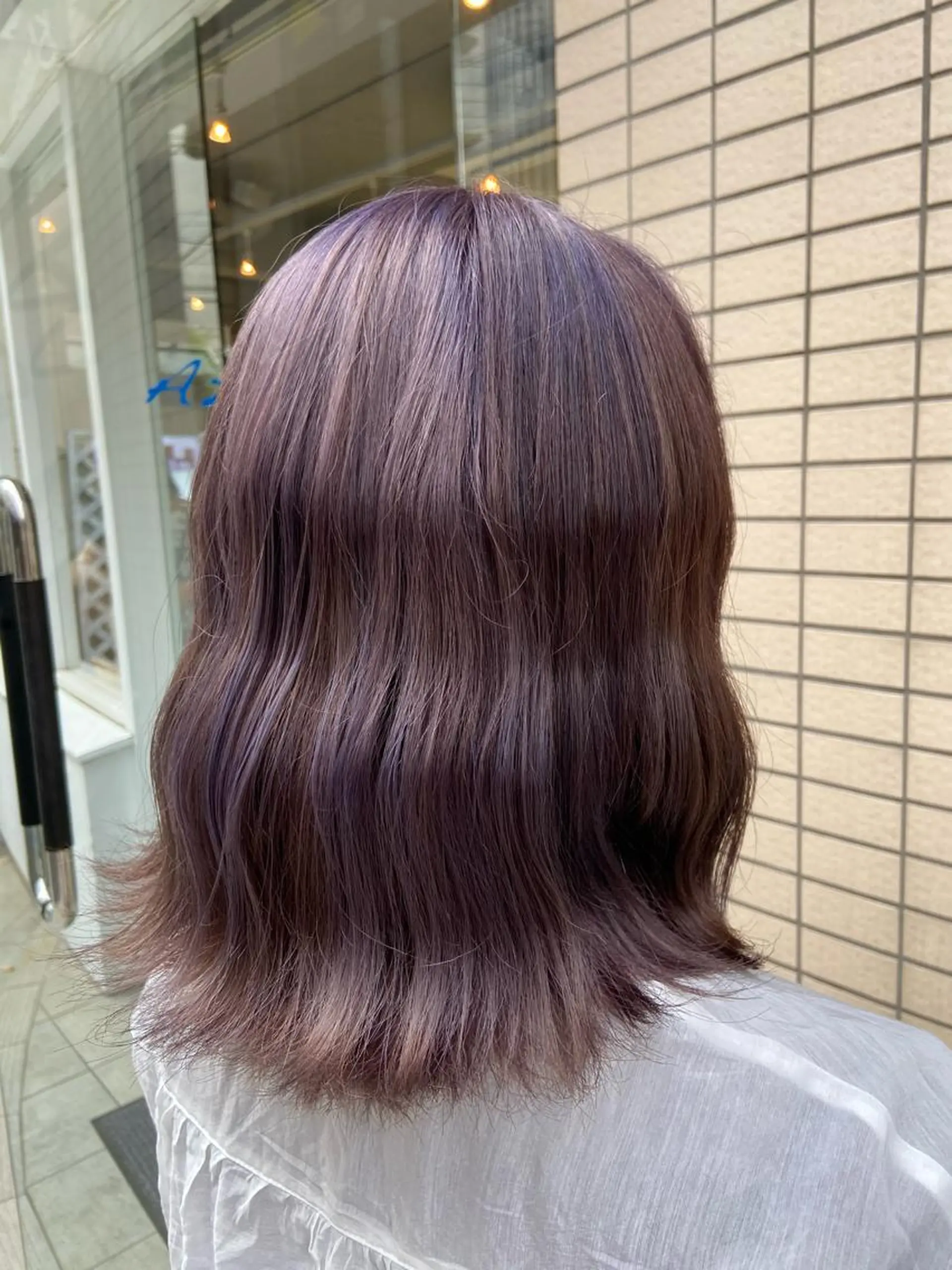 ミディアム カラー ブリーチ パープルカラー シルバー ヘアカラー 菊地 美憂のヘアスタイル