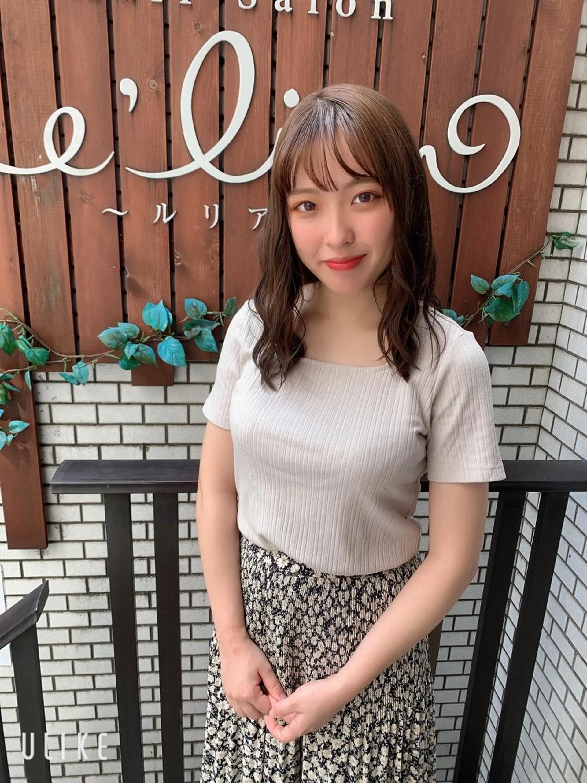 カラー ヘアアレンジ charme溝の口所属・チバ ヒロトのヘアスタイル