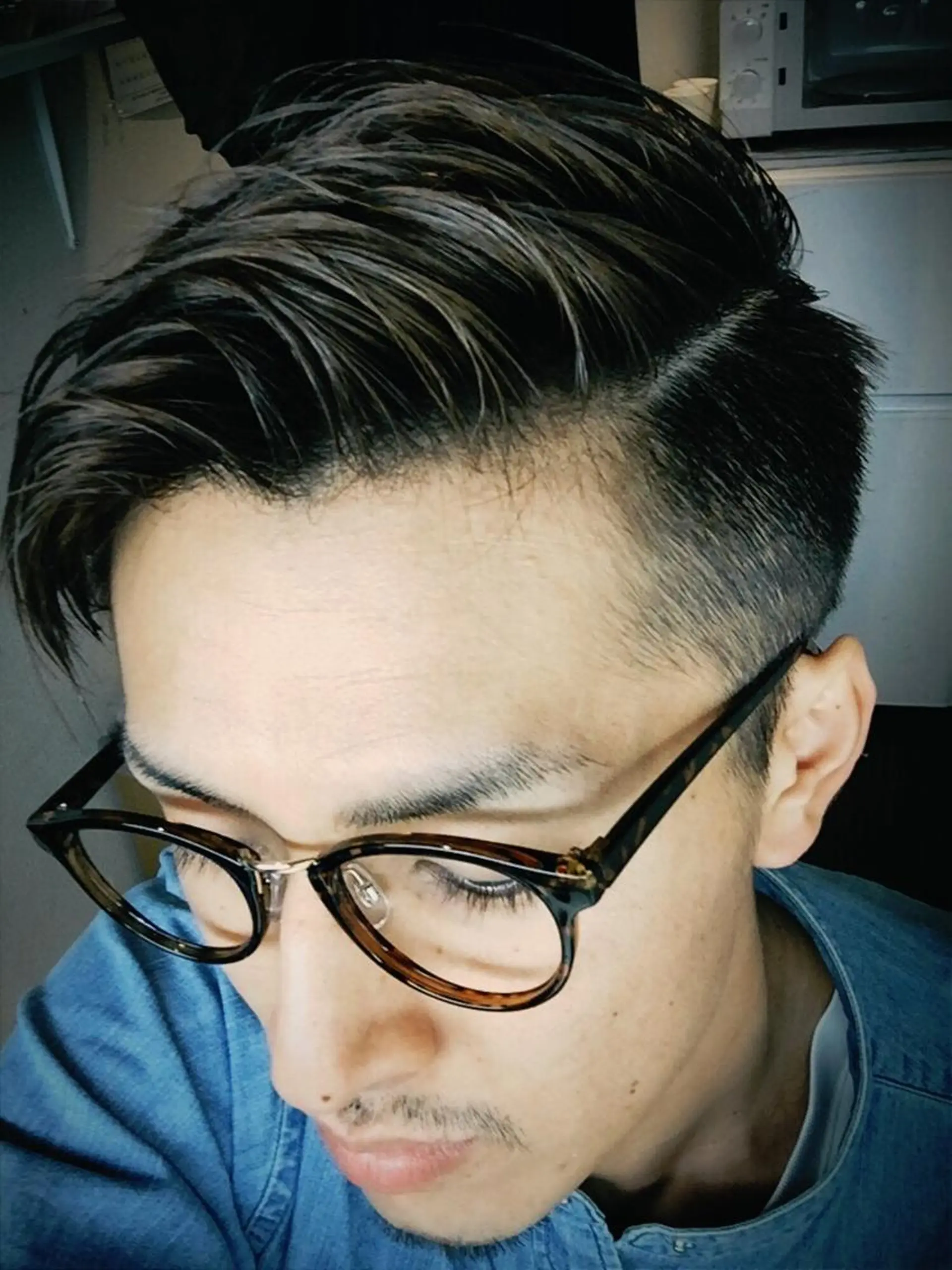 ショート カラー メンズ ツーブロック 成松 勇治のヘアスタイル