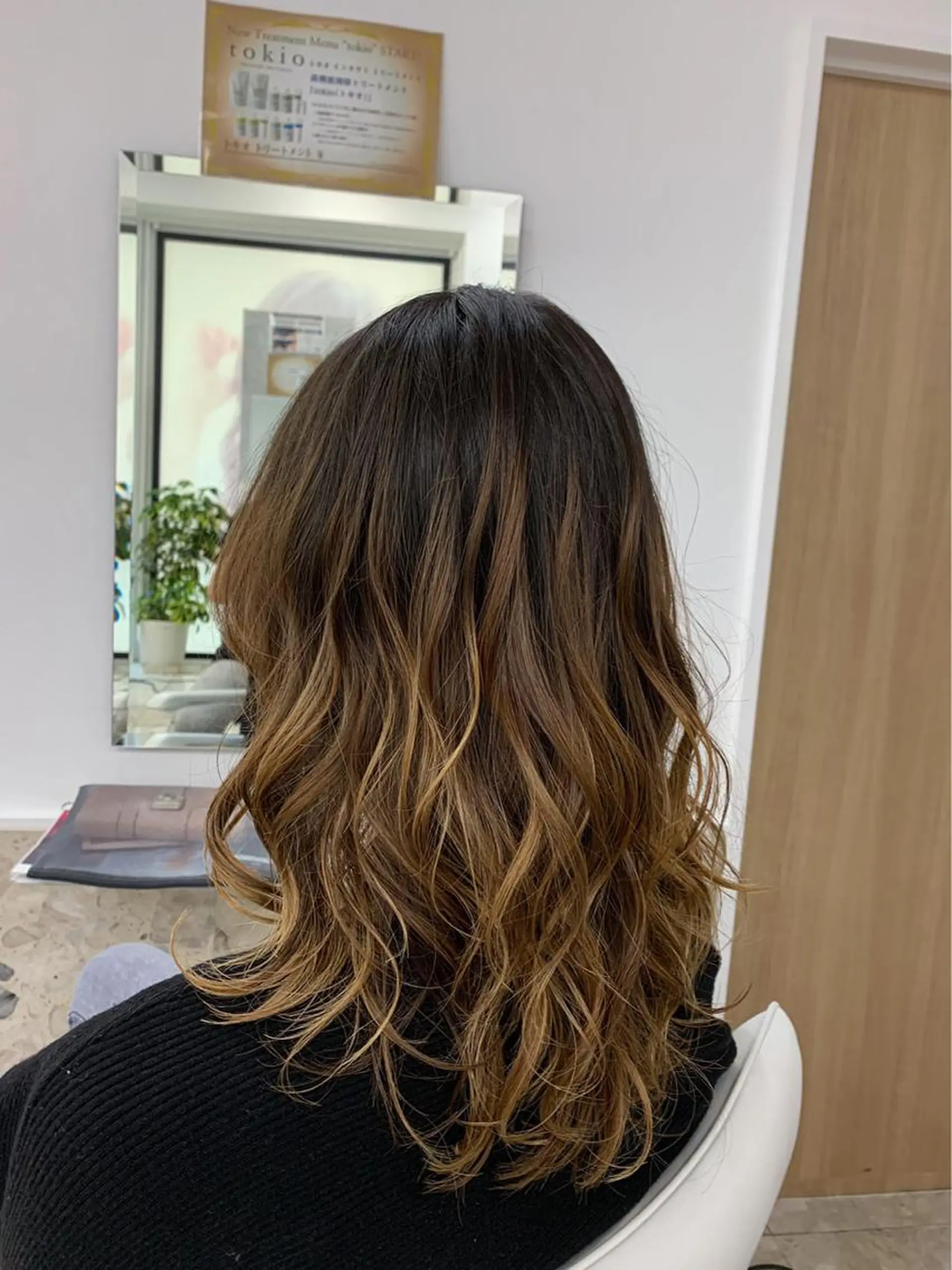 ミディアム カラー 🧸縮毛矯正特化 金澤 彩香🎀のヘアスタイル