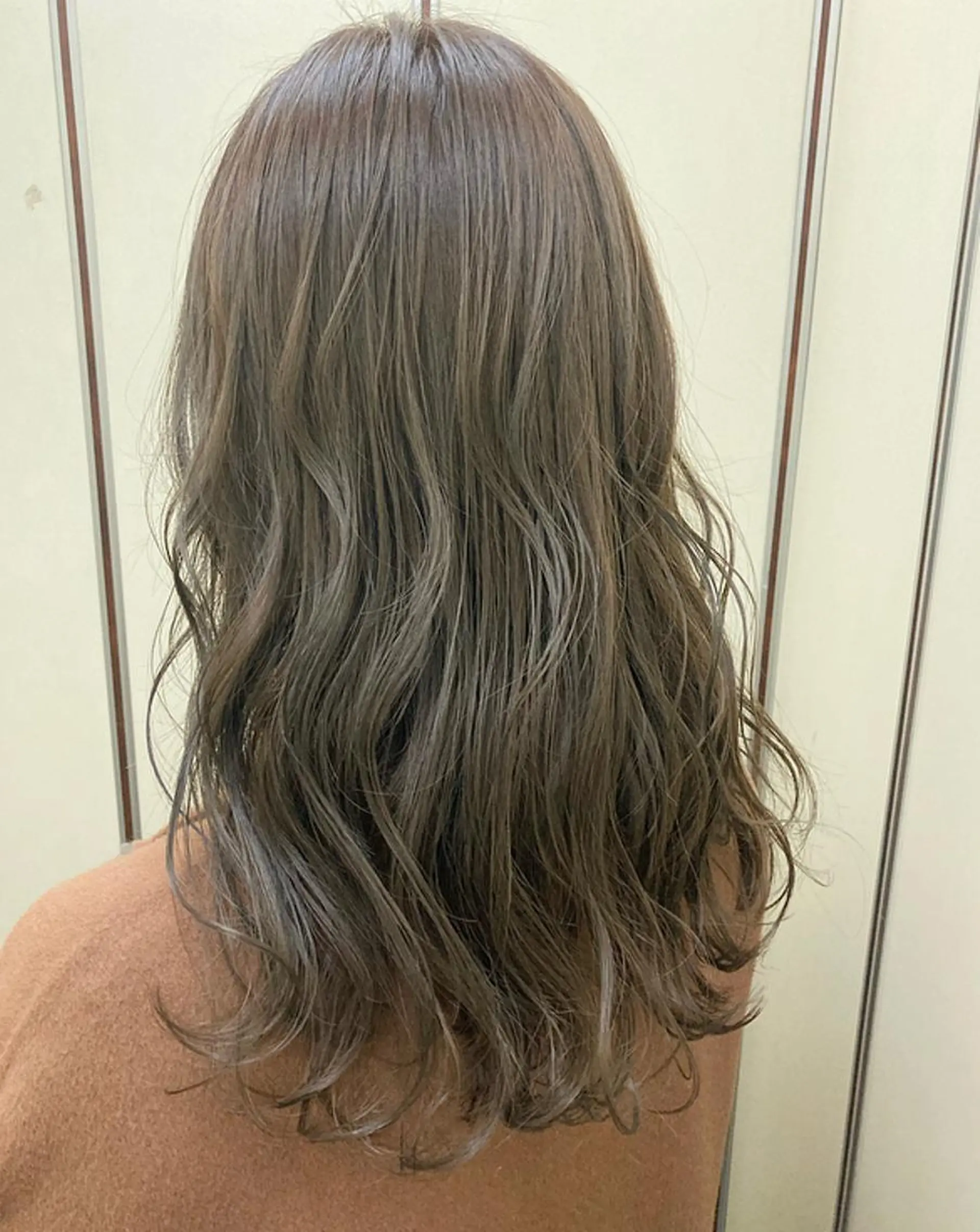 セミロング カット ヘアカラー トリートメント メンズ特化 TAKUYAのヘアスタイル