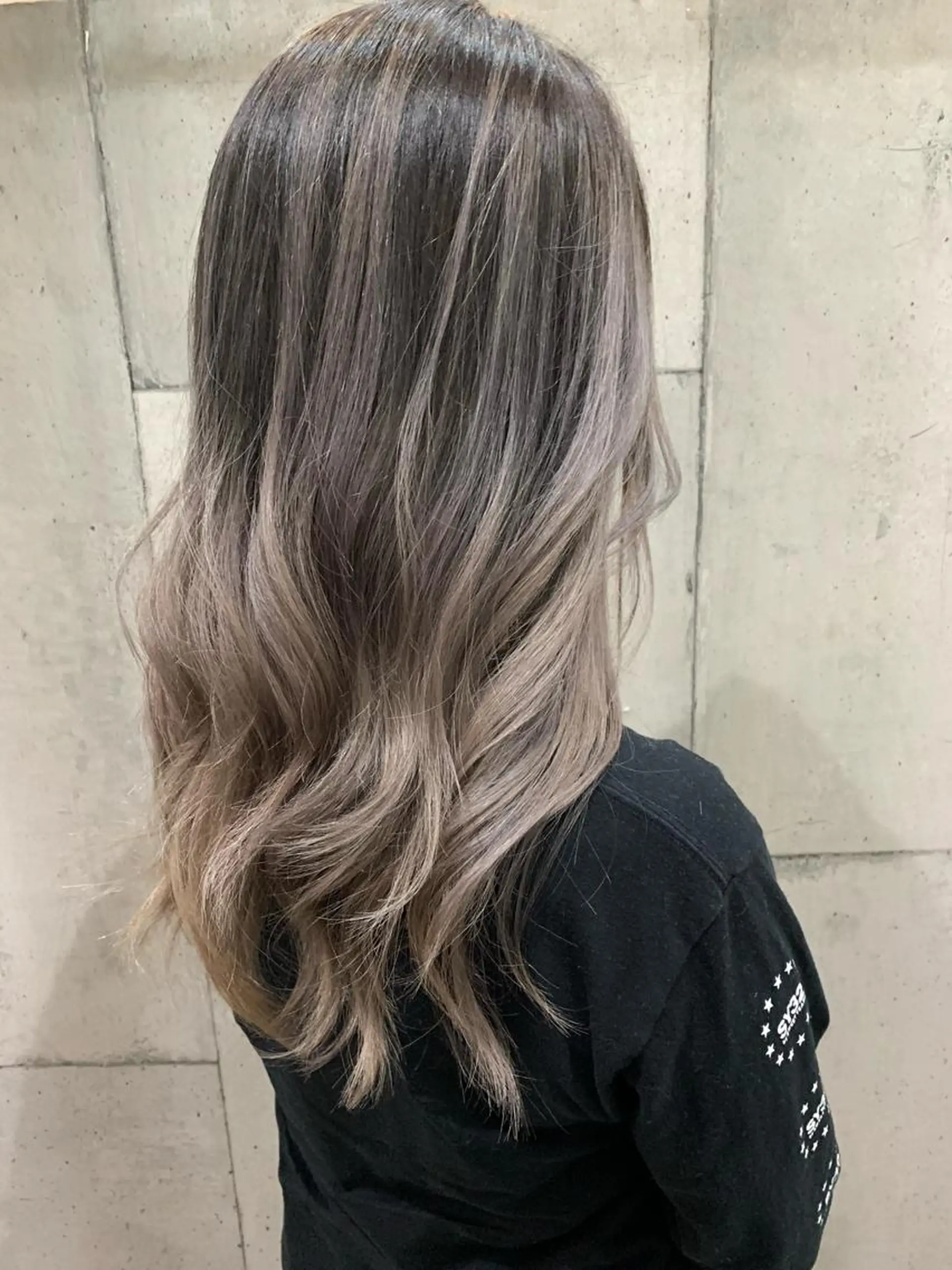 セミロング カラー Little_okinawa所属・Mikuri 【Little】のヘアスタイル