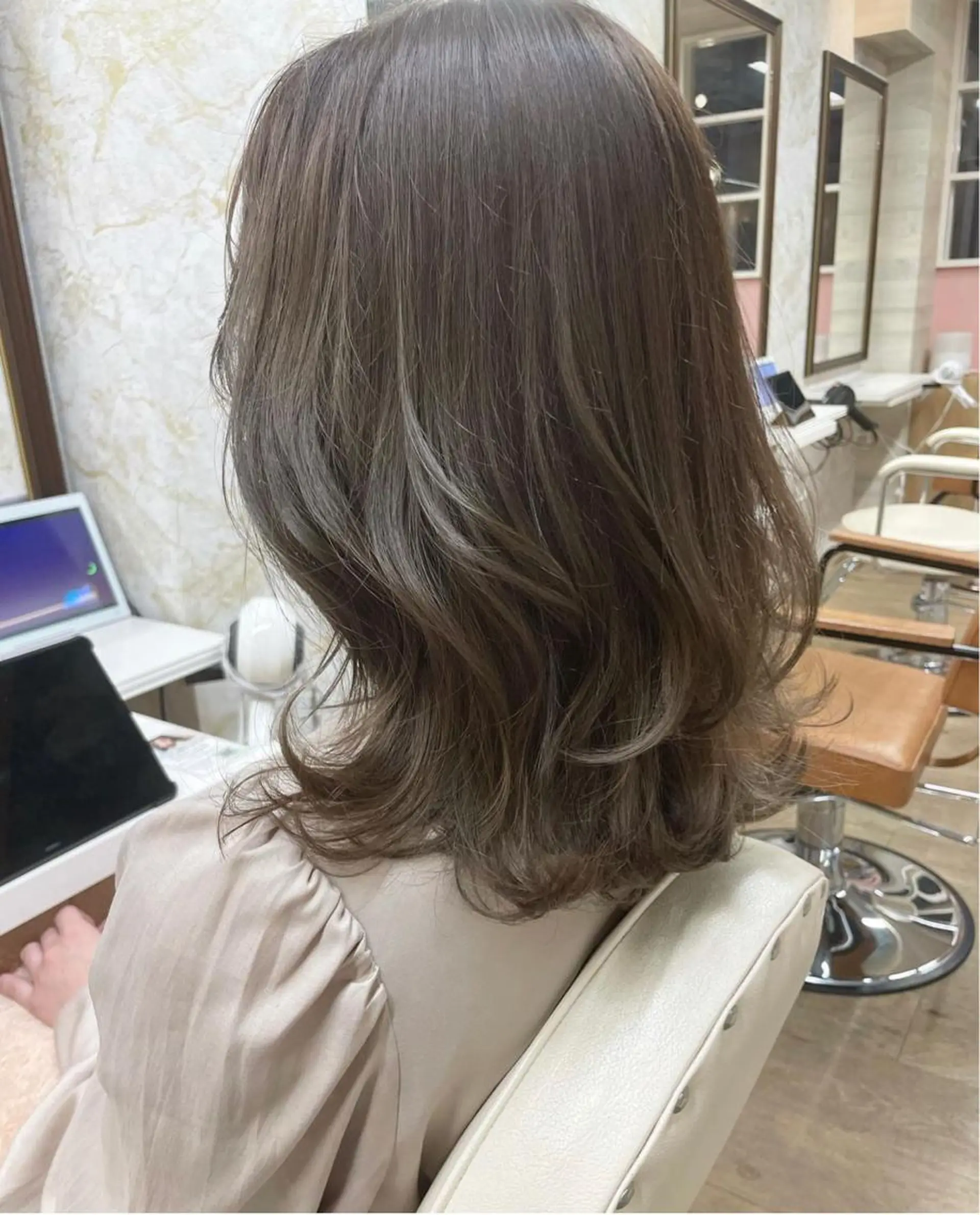 ミディアム ヘアカラー 髪質改善特化💫 韓国ヘアAyumuのヘアスタイル