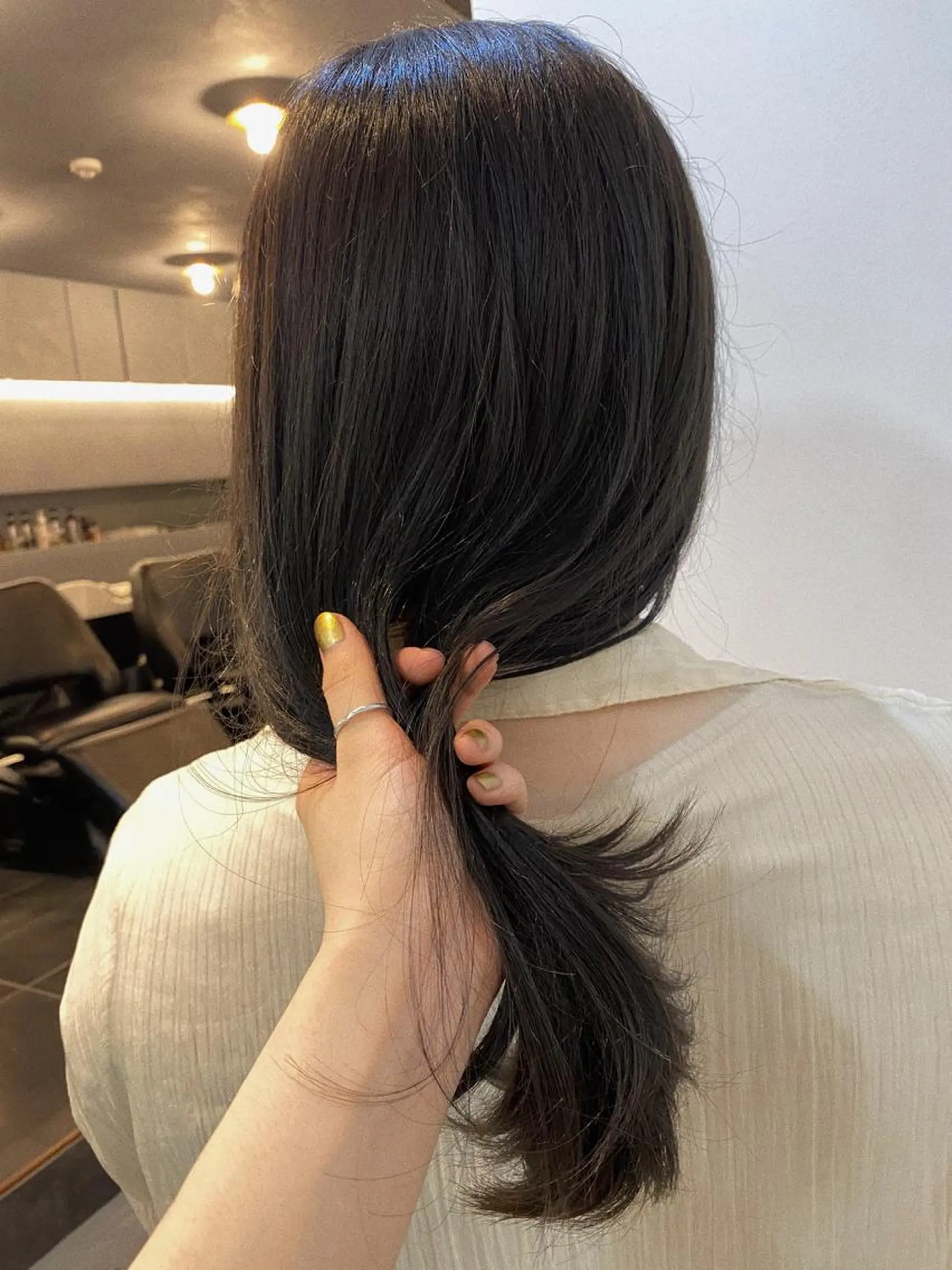 セミロング カラー SALOWIN 栄3丁目店所属・砂原 ひよりのヘアスタイル