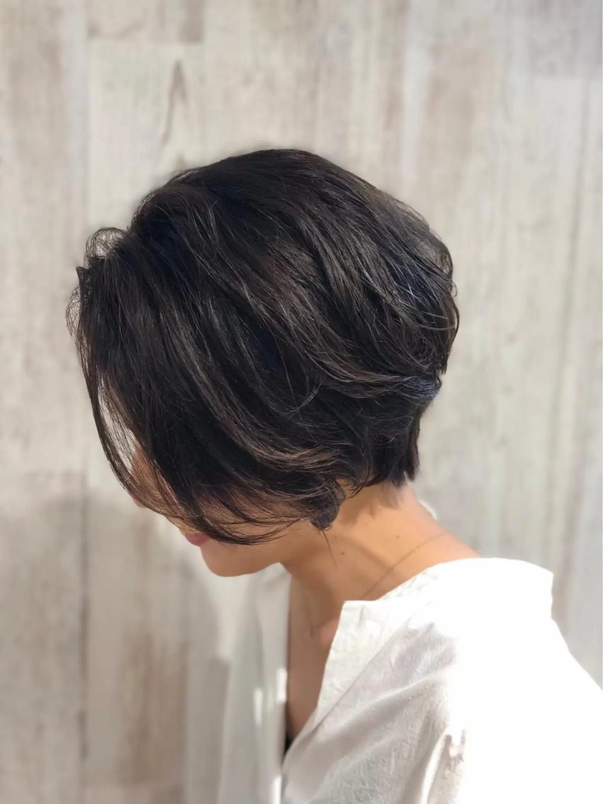 ショート 伊藤 真生のヘアスタイル