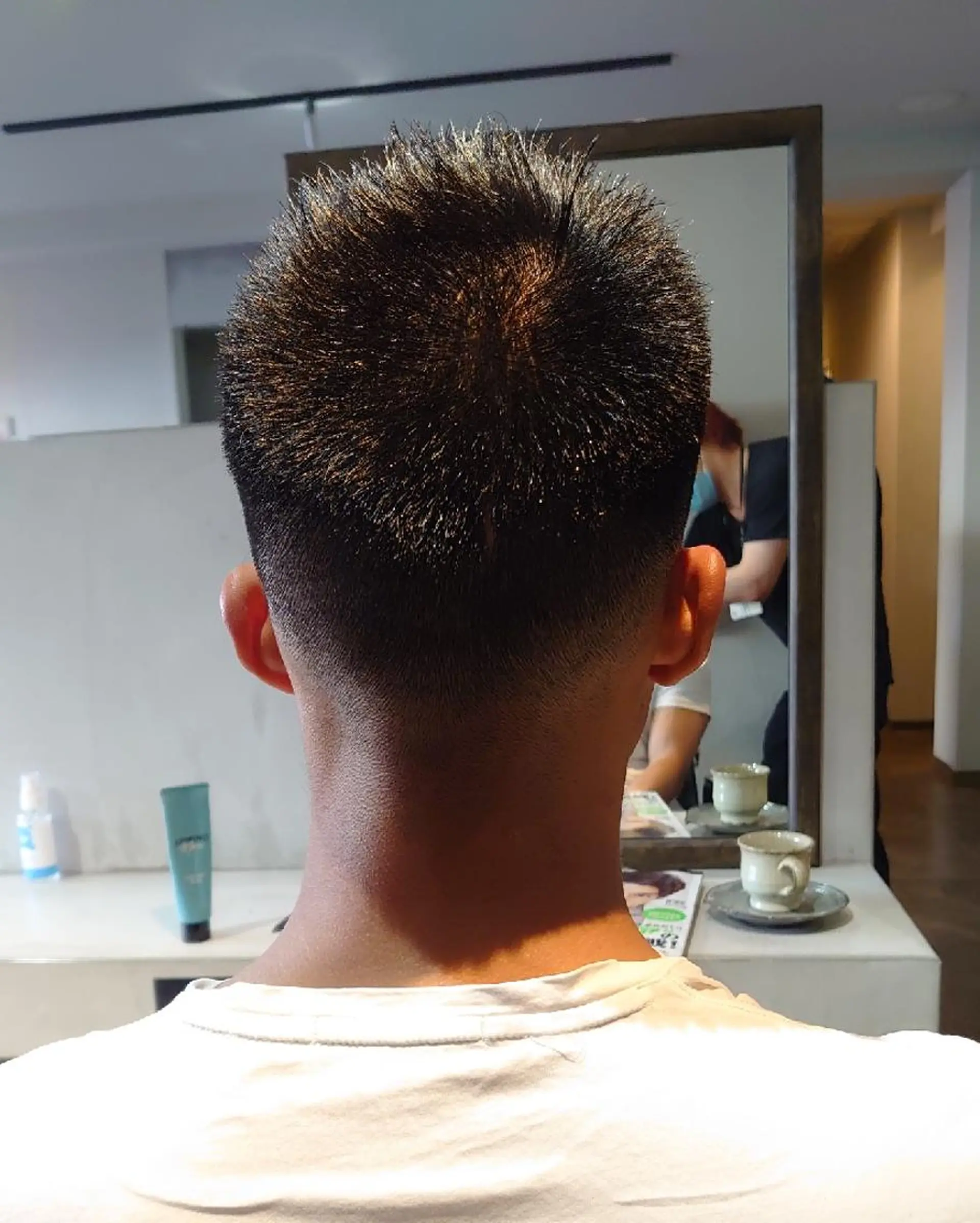 ショート メンズ フェードカット 川端 智治のヘアスタイル