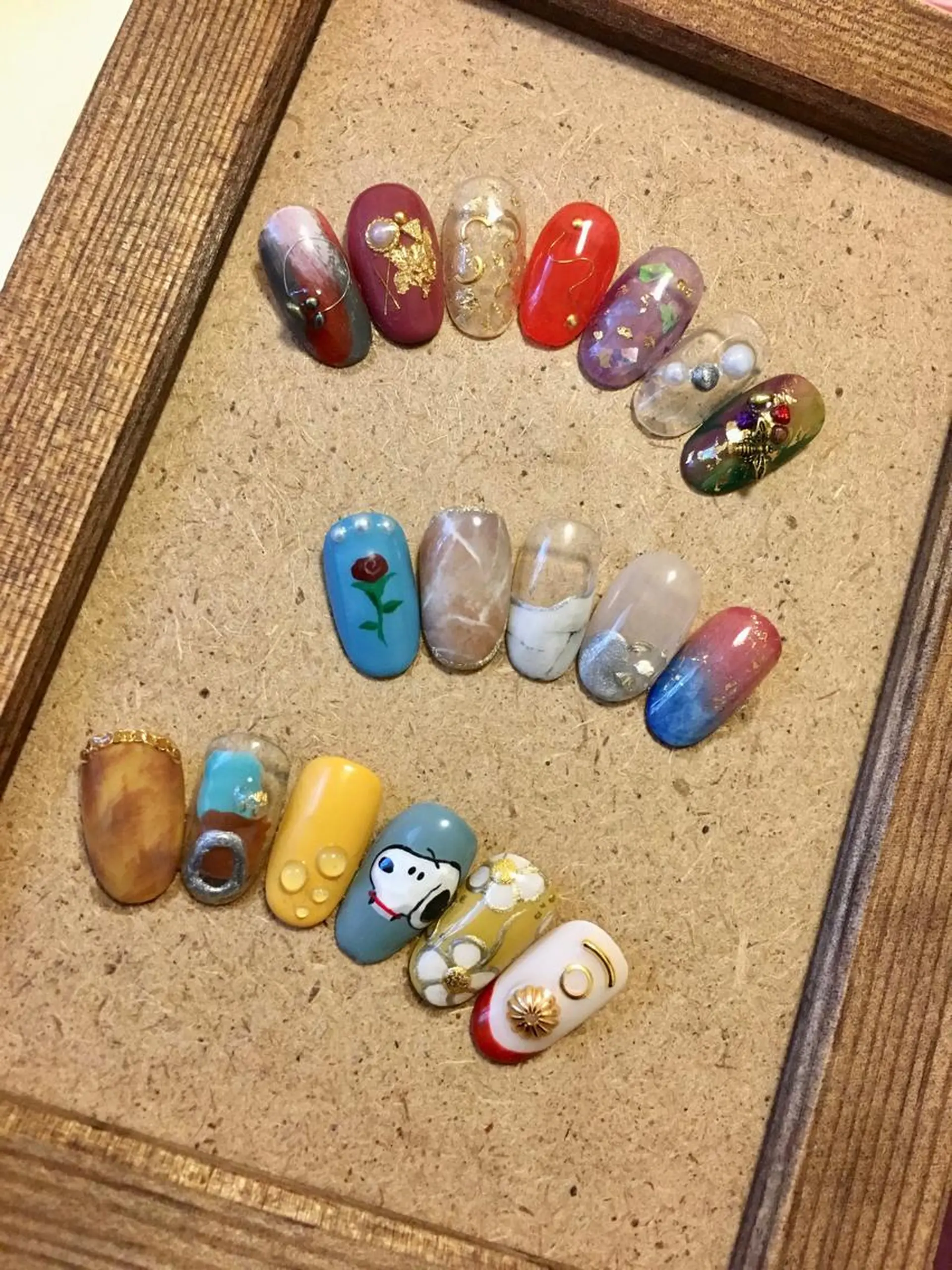 ネイル ニュアンスネイル 山本 理紗子のネイルデザイン