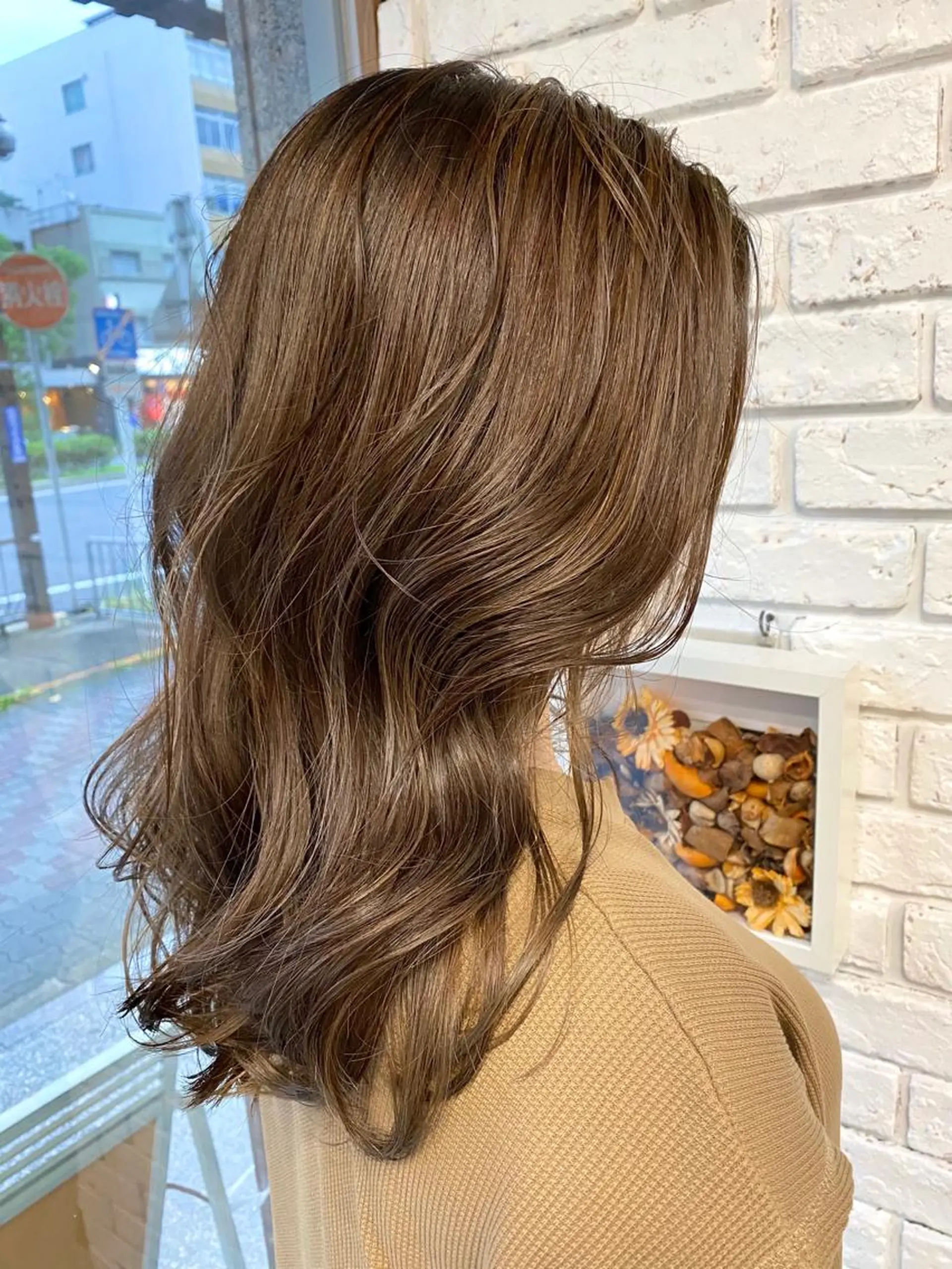 ロング カラー ハイライトカラー ハイライト レイヤーカット カット ヘアカラー トリートメント 日比 貴大/ minim hairのヘアスタイル