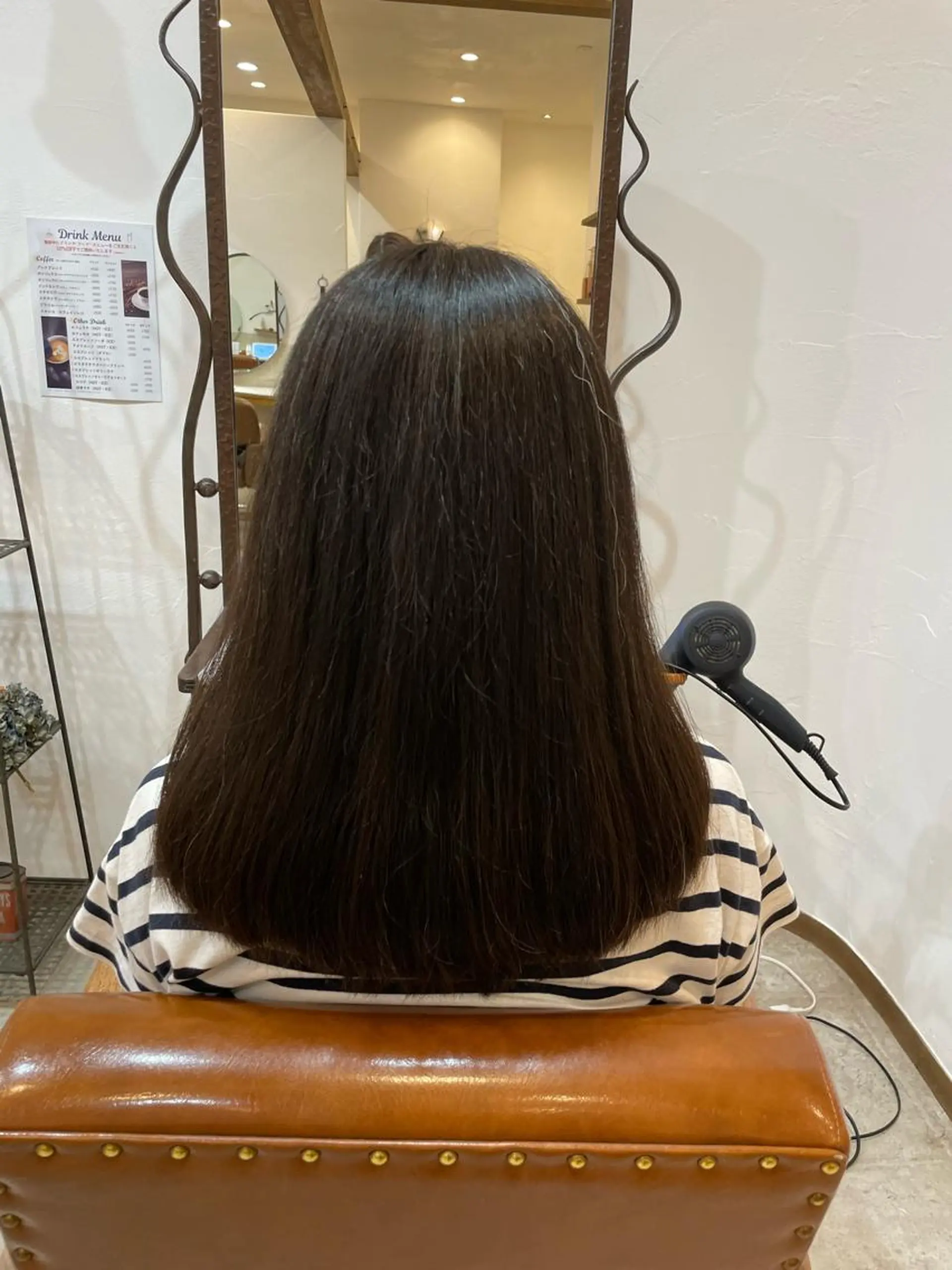 ロング CRESCENDO 本杉春菜のヘアスタイル