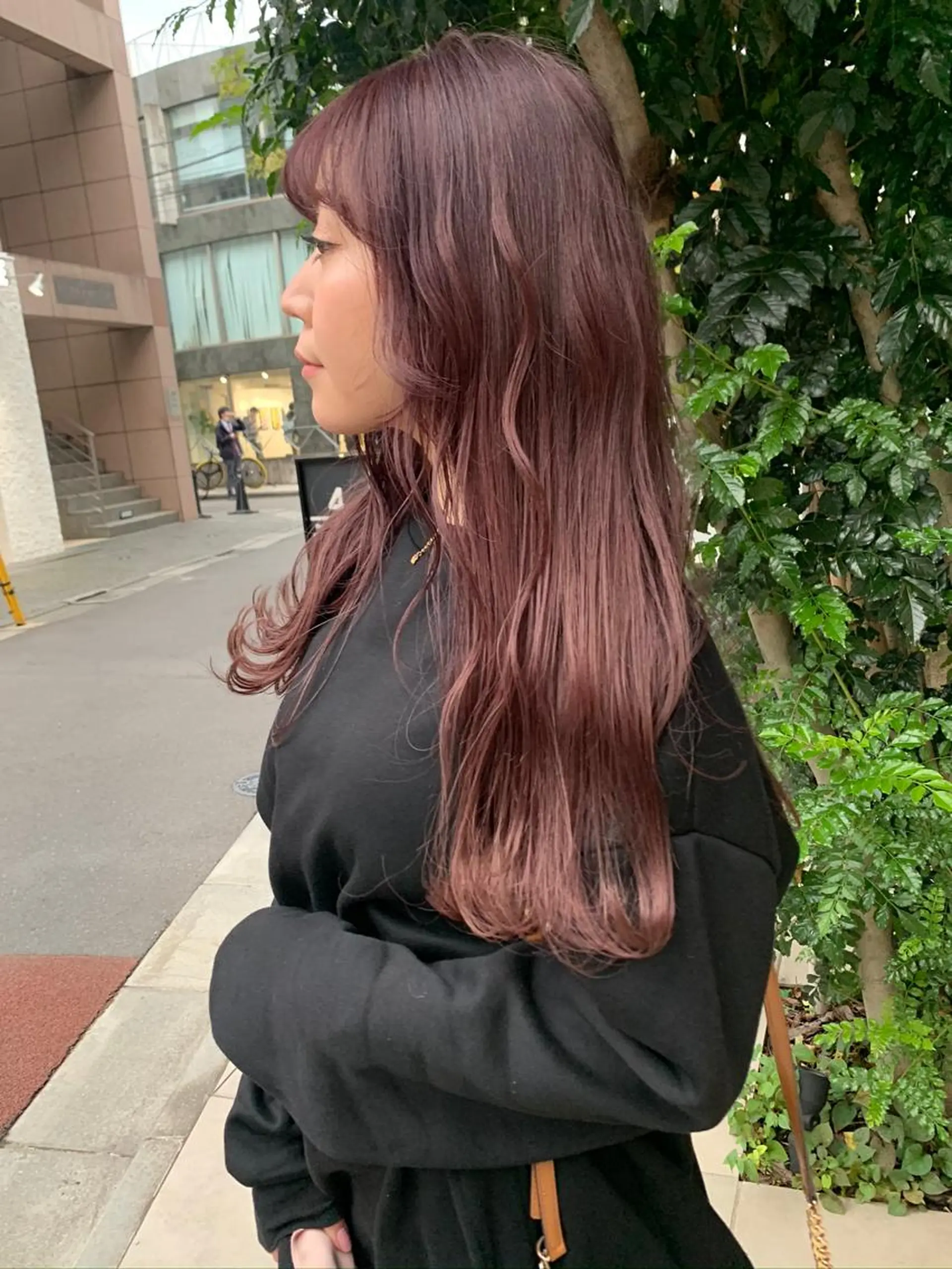 ロング カラー ネイル ヘアカラー トリートメント ハイトーン&暗髪🔥 表参道二刀流マエダのヘアスタイル