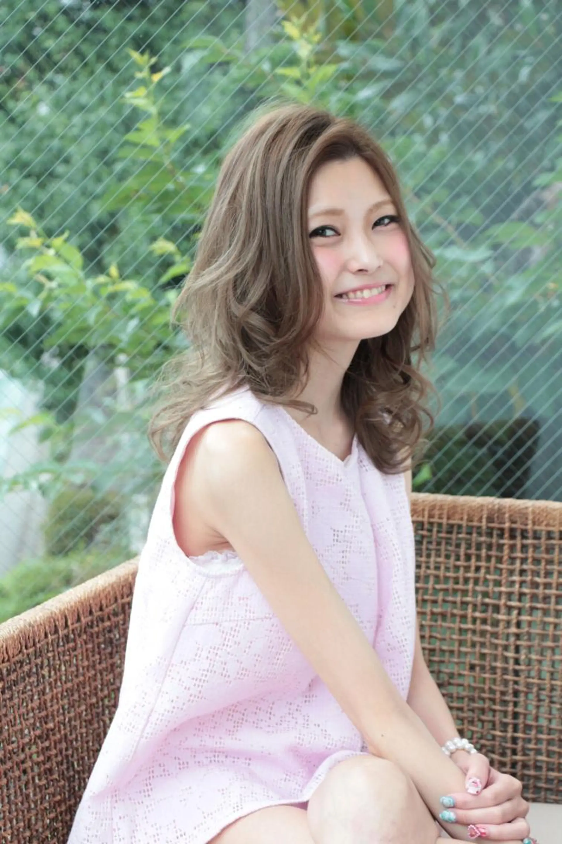 セミロング 小林 伊織のヘアスタイル