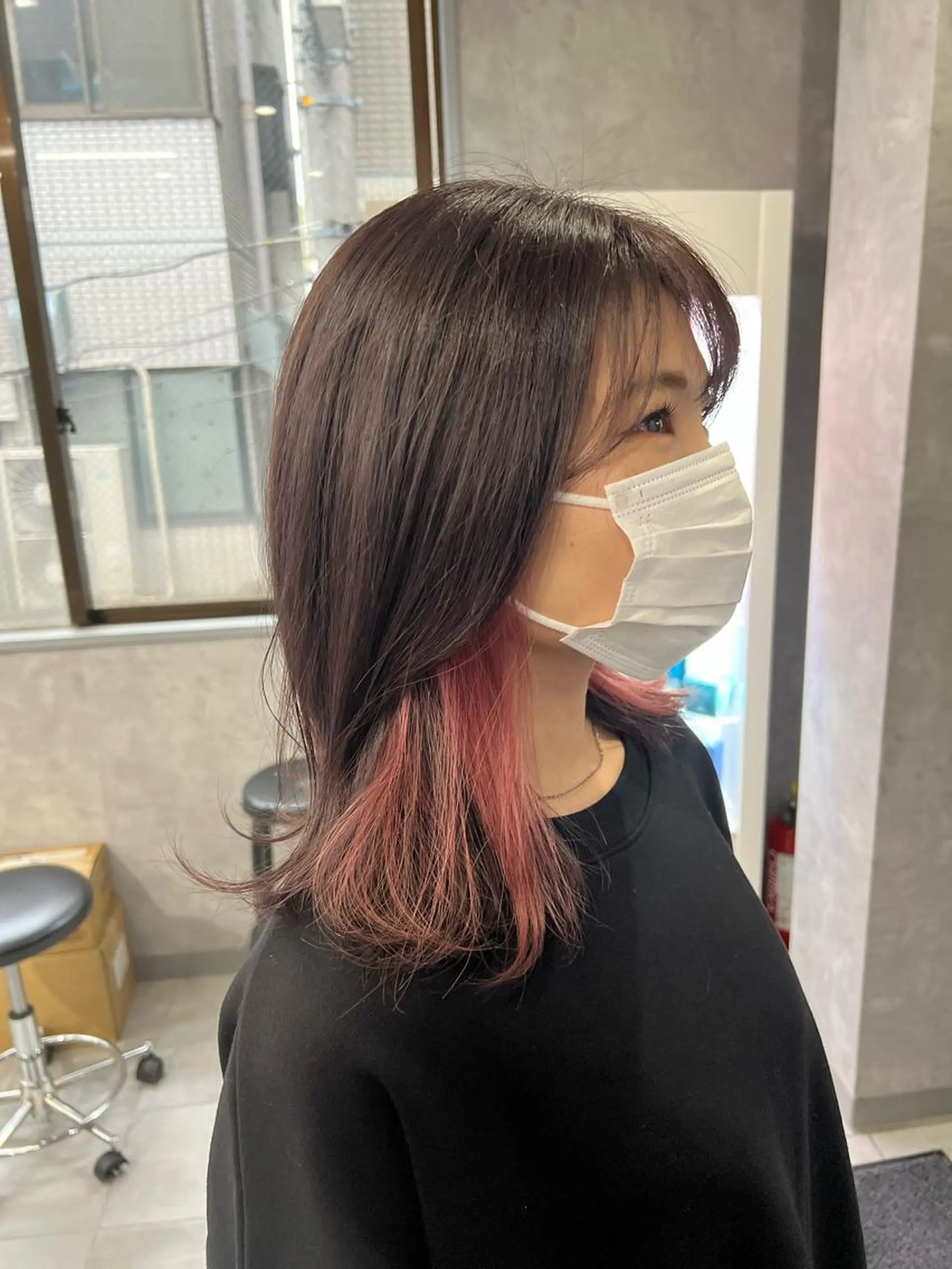 ミディアム カラー インナーカラー ピンクカラー ace share salon所属・韓国風パーマ/ 菅沼 成郷のヘアスタイル