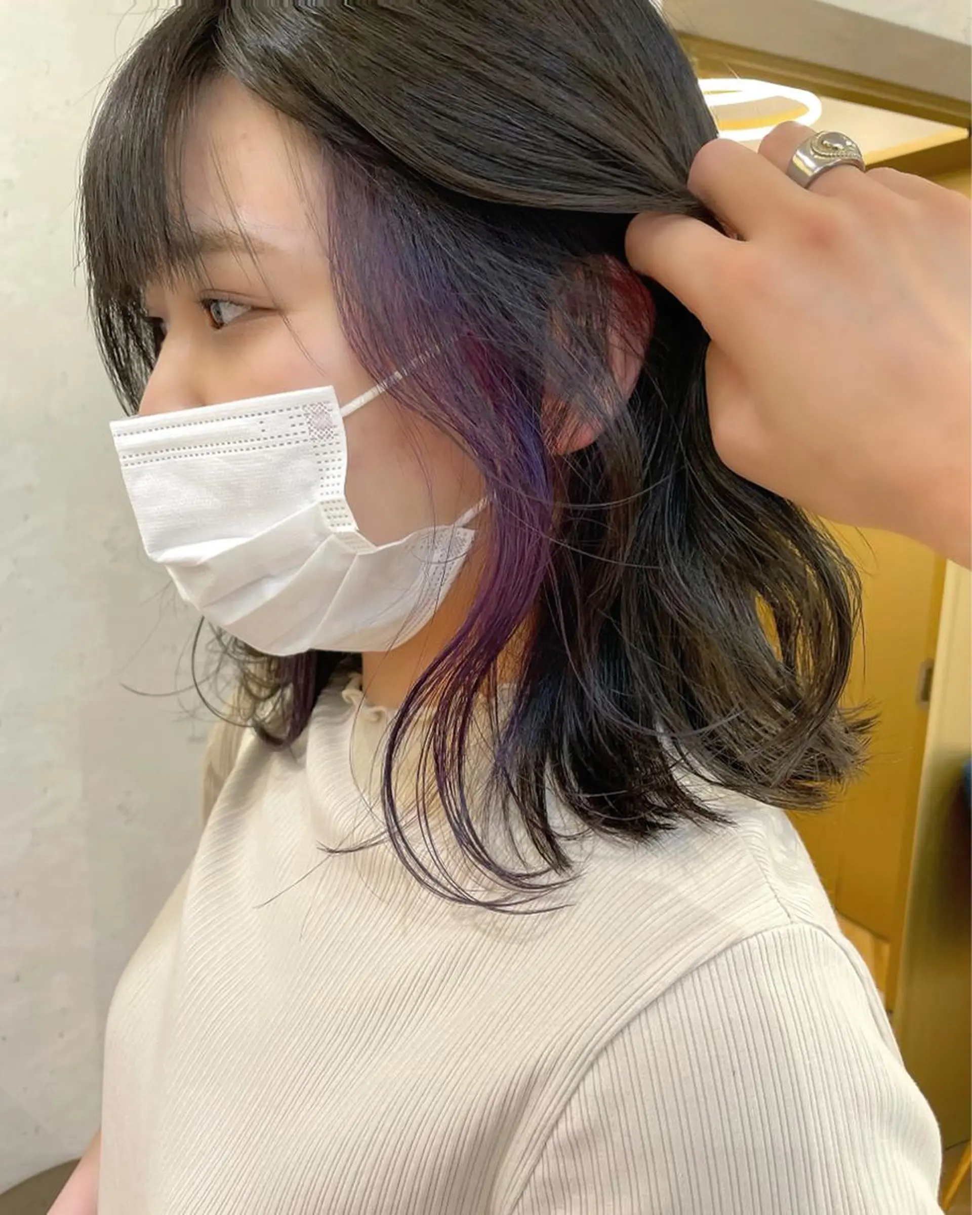ミディアム カラー ブリーチ インナーカラー パープルカラー バイオレットカラー カット ヘアカラー トリートメント ♥️ブリーチ/ボブ/ レイヤー♥️maiのヘアスタイル