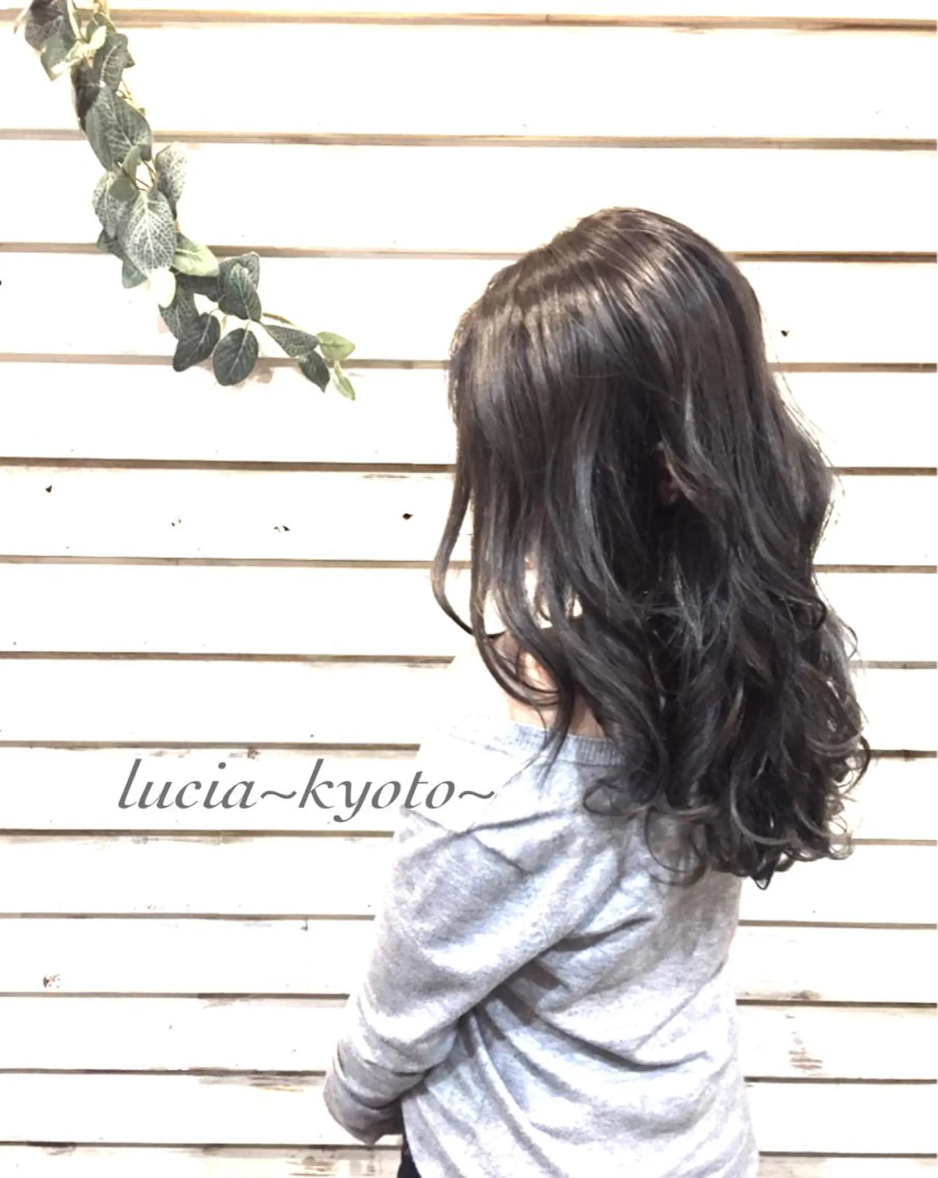 ロング アッシュ アッシュグレー カラー特化サロン茶屋 町Furukuboのヘアスタイル