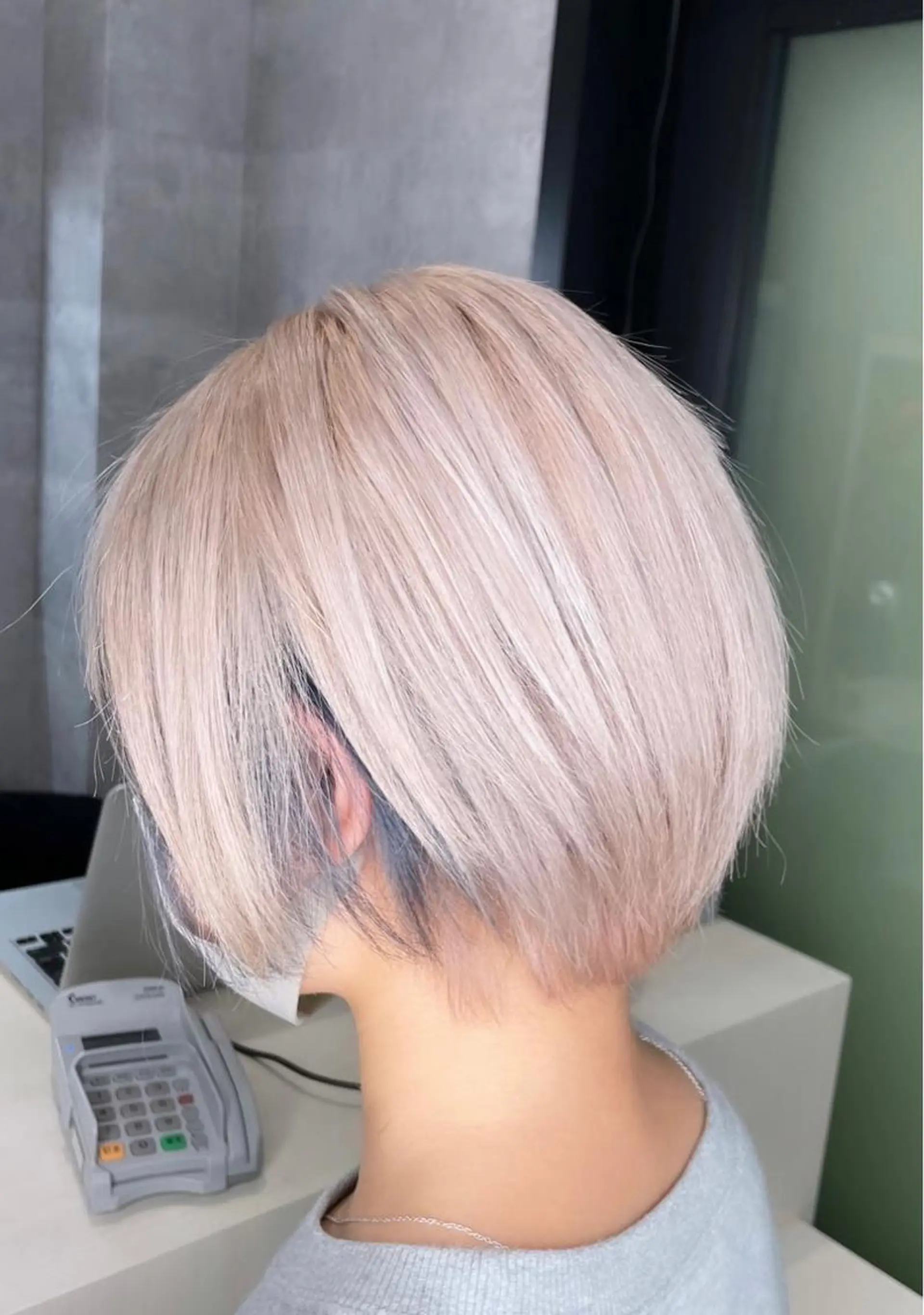 ショート カラー JUNYA 海外ガールヘアのヘアスタイル