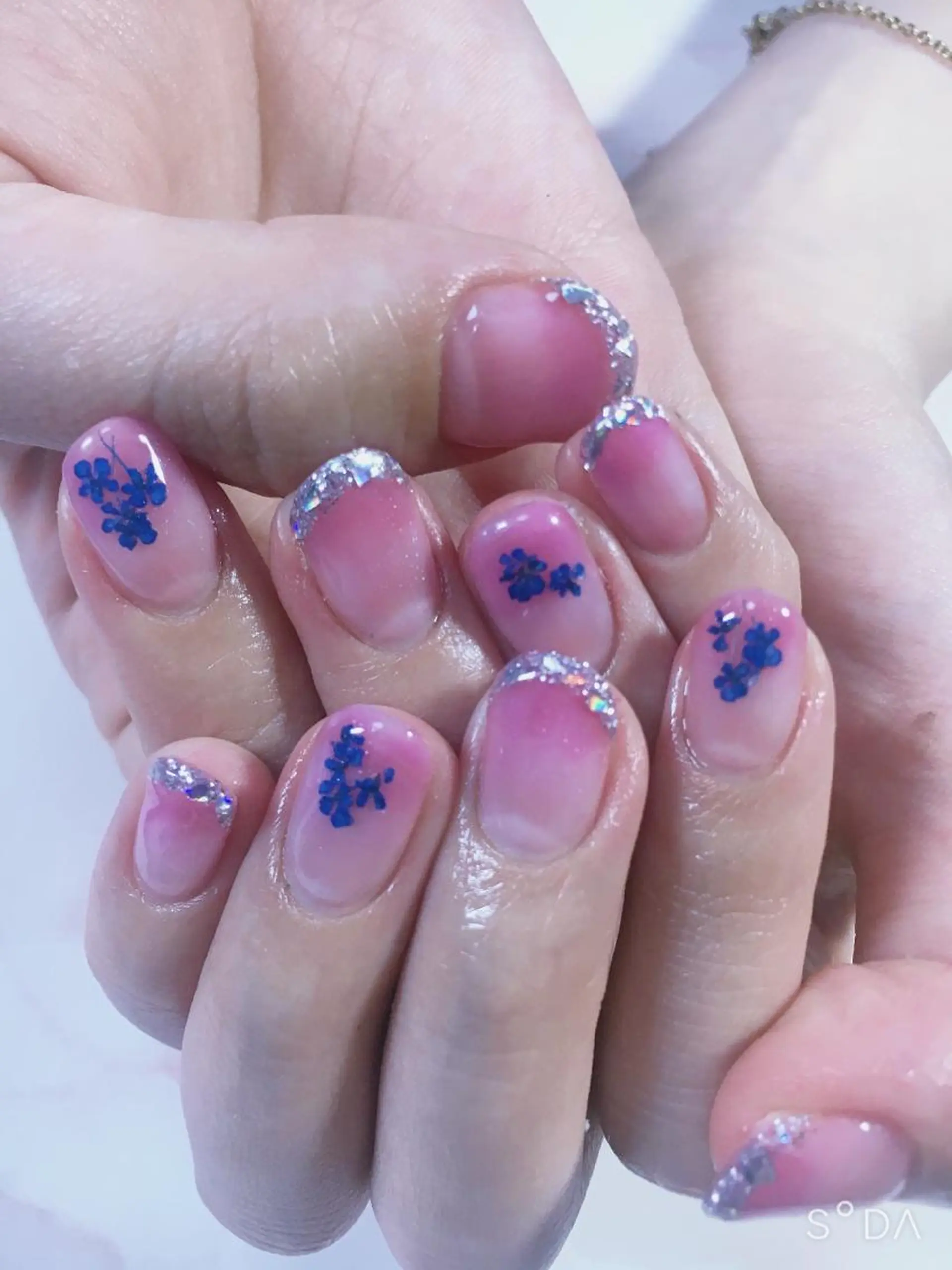 ネイル フレンチネイル ガラスフレンチ ハンドネイル フットネイル miwa ミワのネイルデザイン