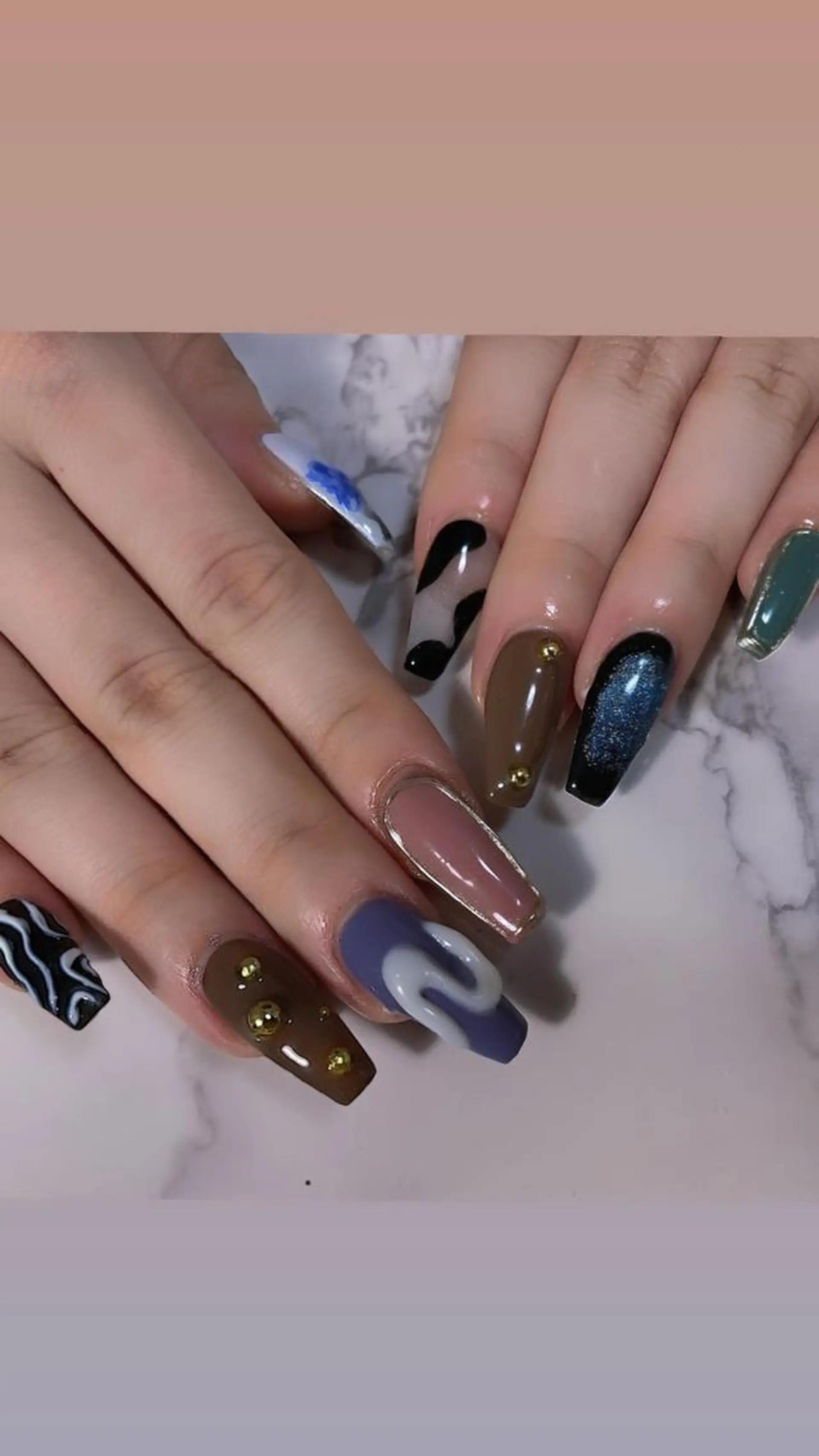 ネイル 高草木 桃香のネイルデザイン