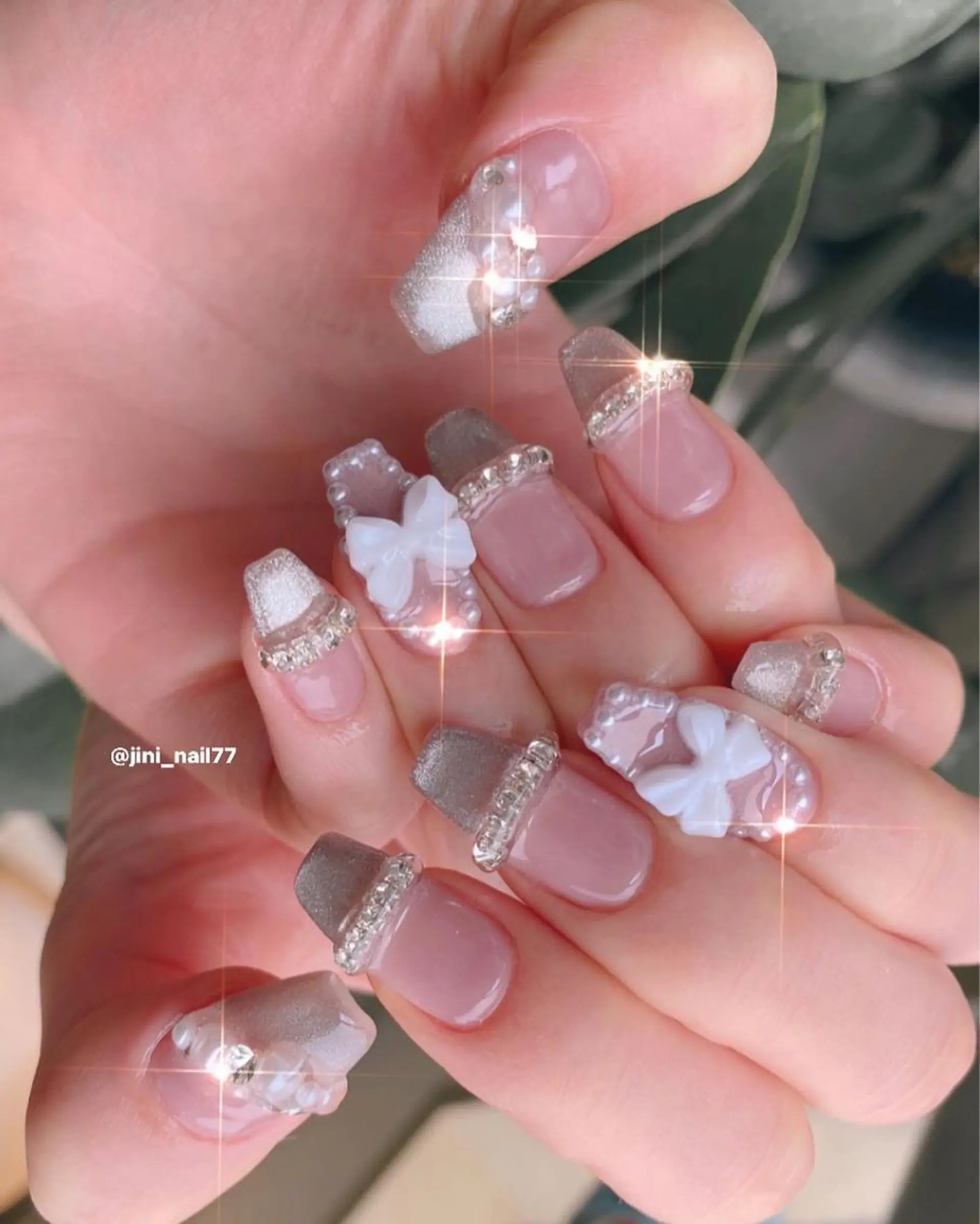 ネイル JINI NAIL所属・ジニ ネイルのネイルデザイン