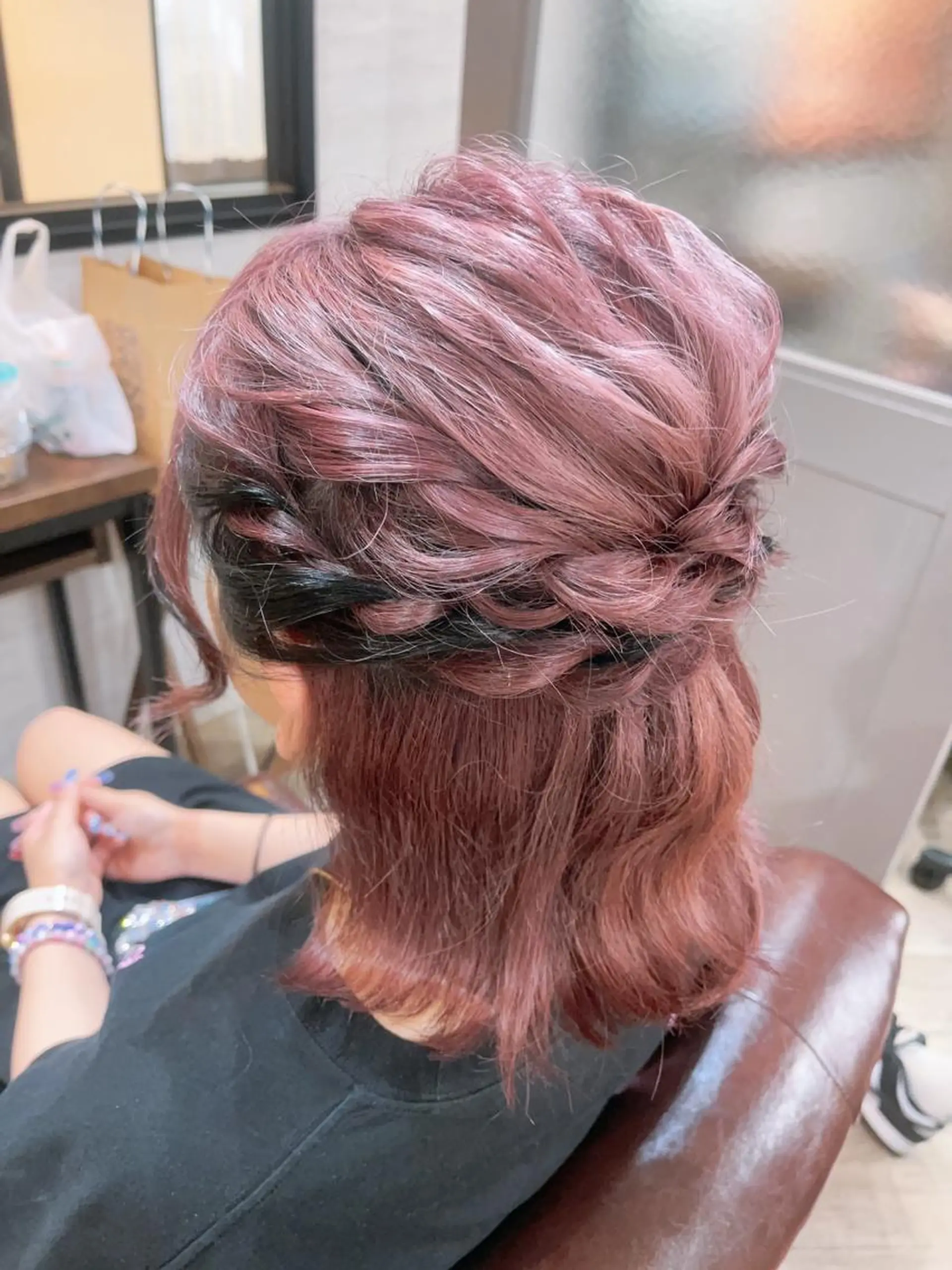 ミディアム ヘアセット 🫧ぷる艶カラー🫧 Yuubi🦩のヘアスタイル