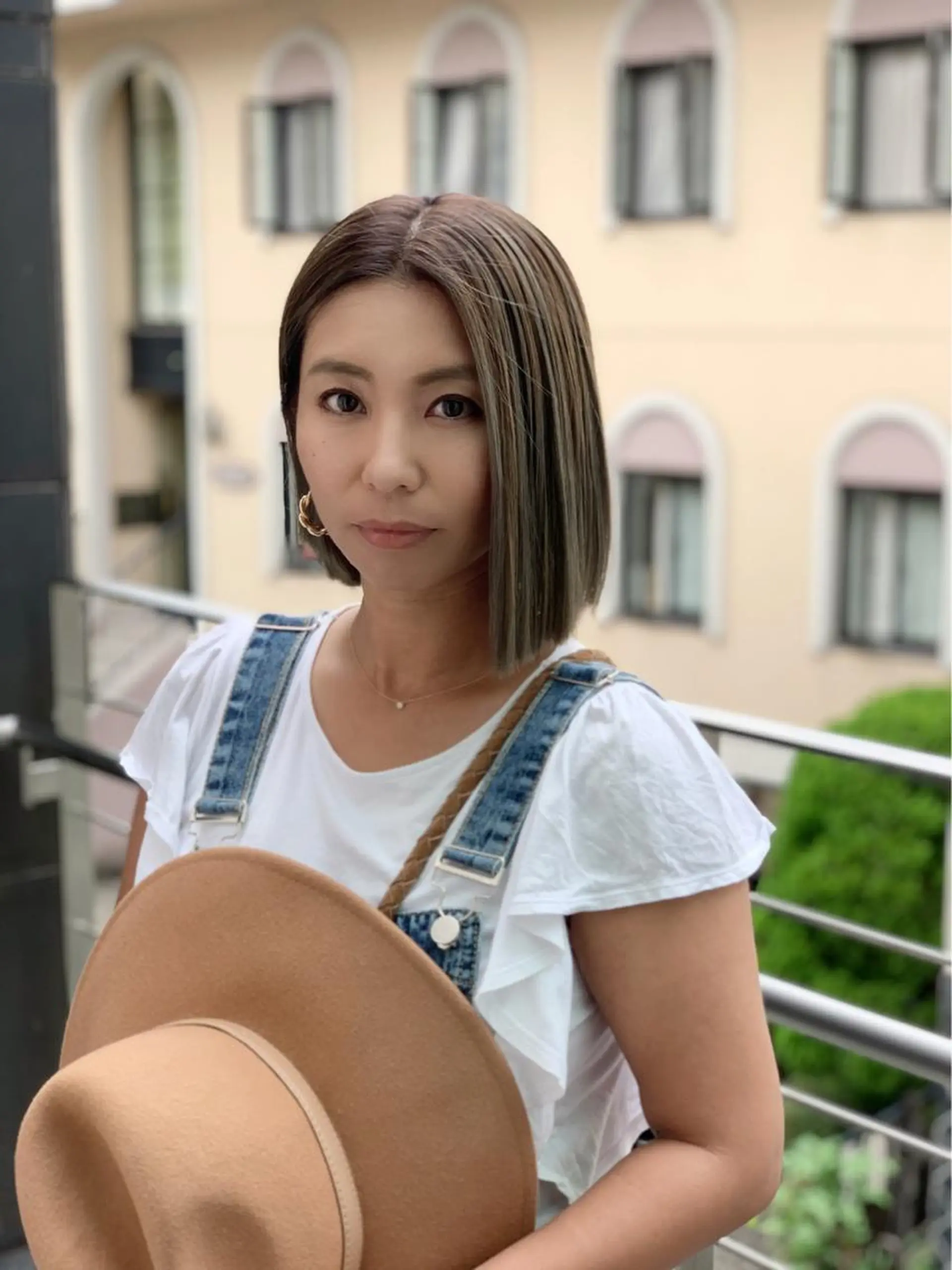 ミディアム ボブ カット ヘアカラー トリートメント BRAIDS💎愛子 大人ハイライト💎のヘアスタイル