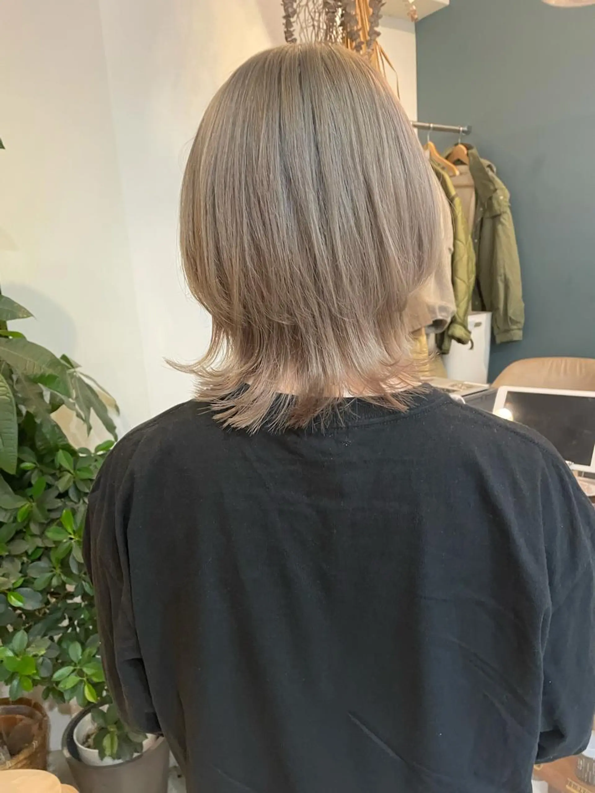 ミディアム カラー 中目黒🌼 🌼ハナのヘアスタイル