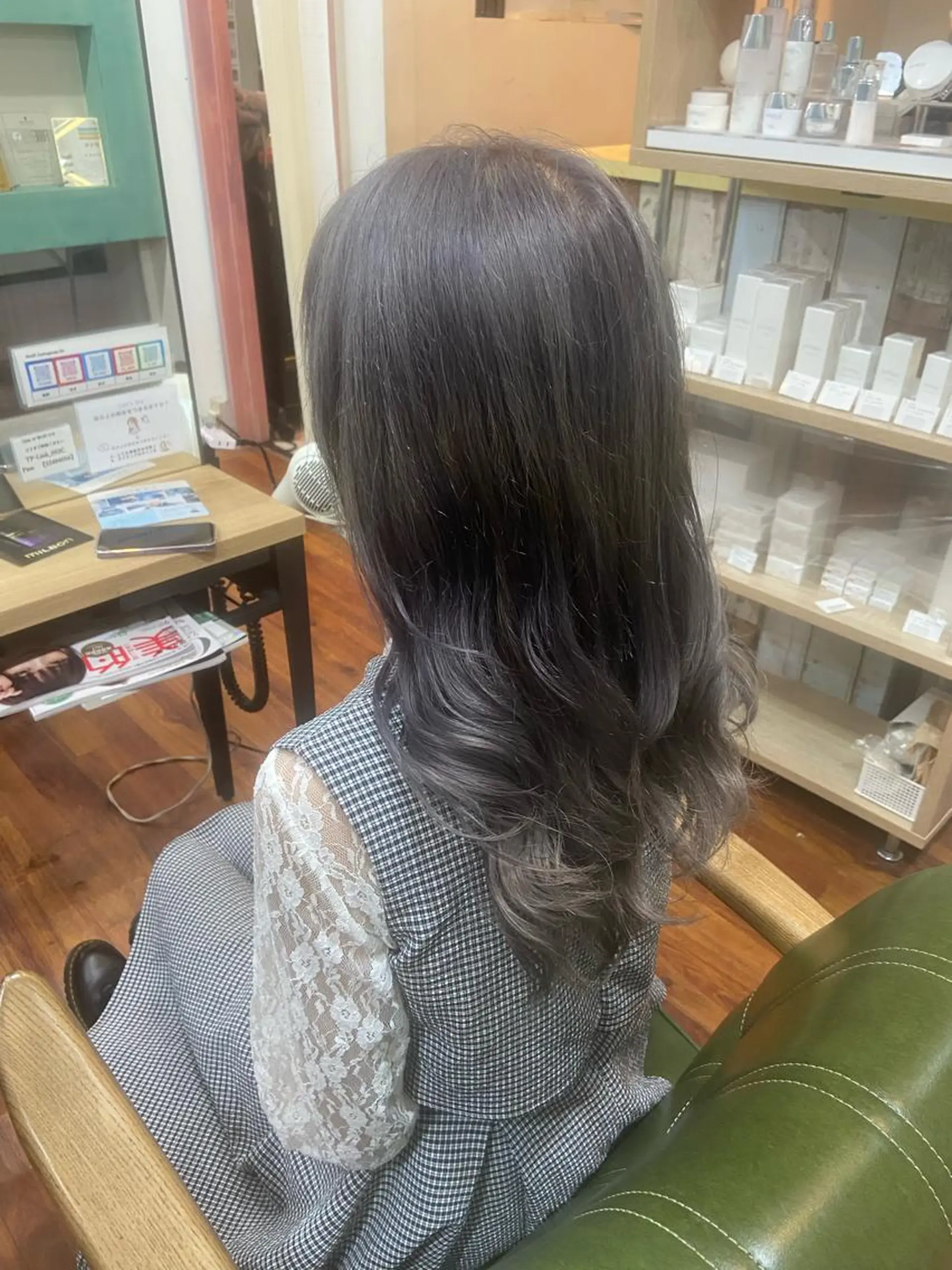 ロング 髪質改善/ストレート /透明感/西川奈穂のヘアスタイル