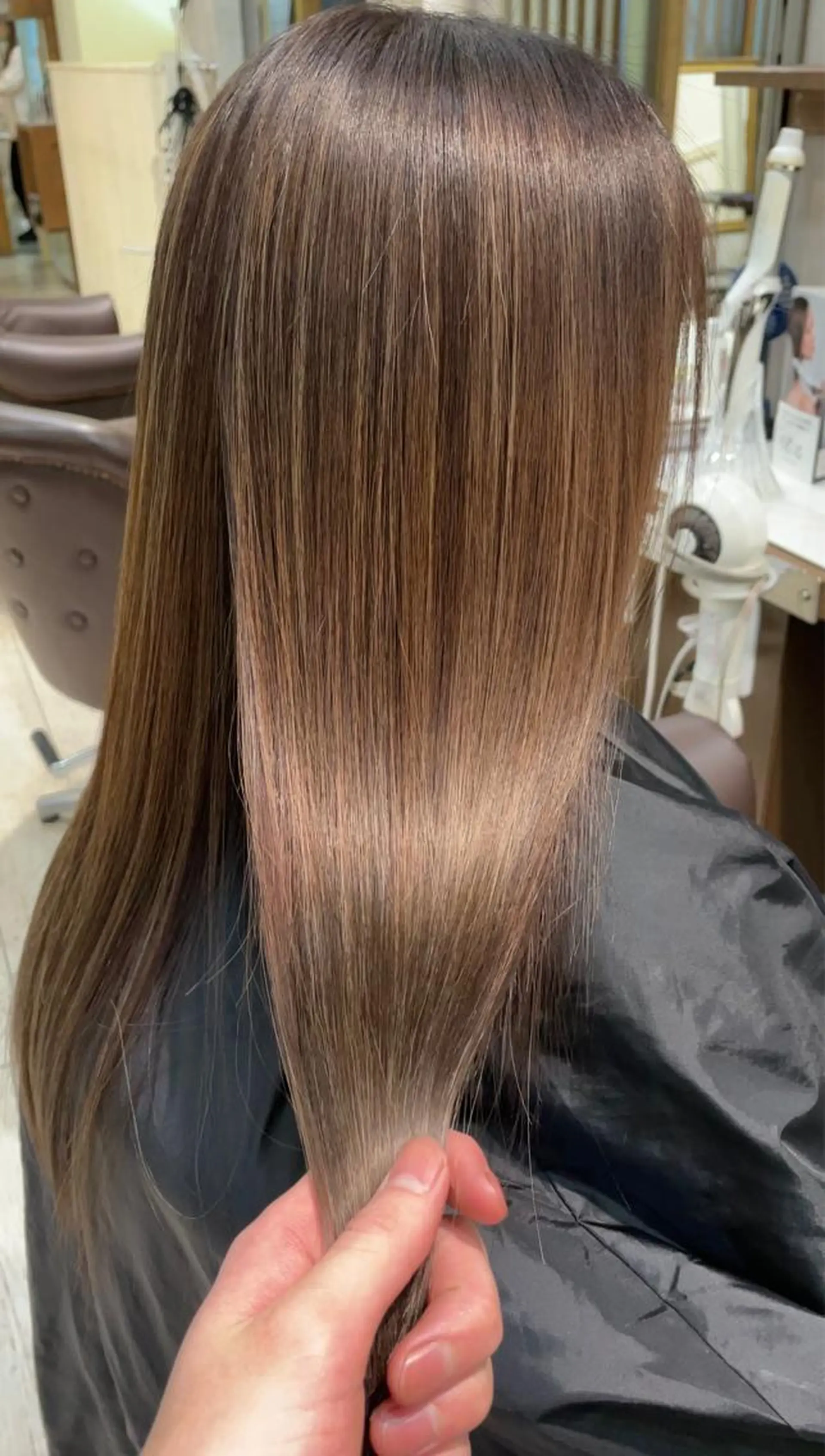 ロング カラー ハイライトカラー ハイライト ヘアカラー トリートメント 安田 蓮のヘアスタイル