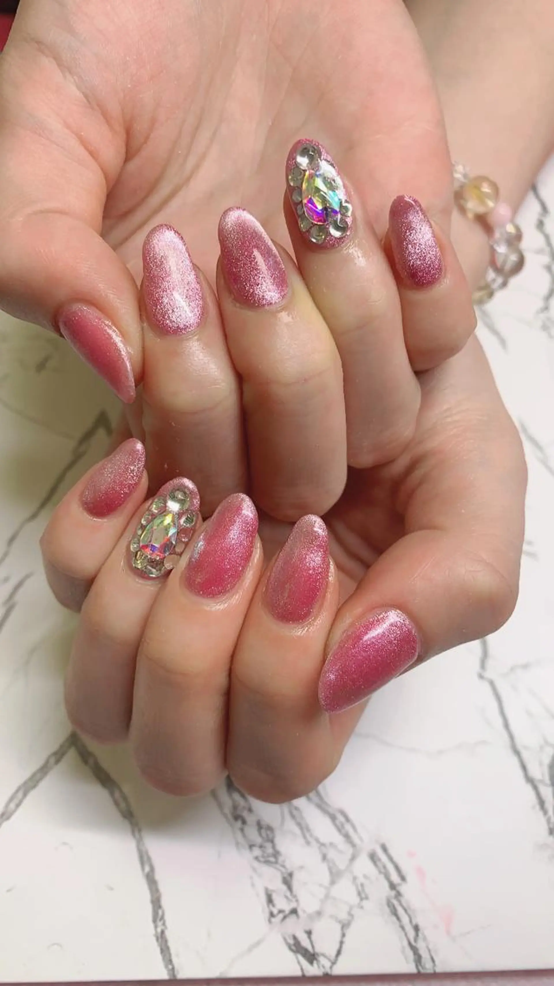 ネイル はな💎ネイル ワンホン、長さ出しのネイルデザイン