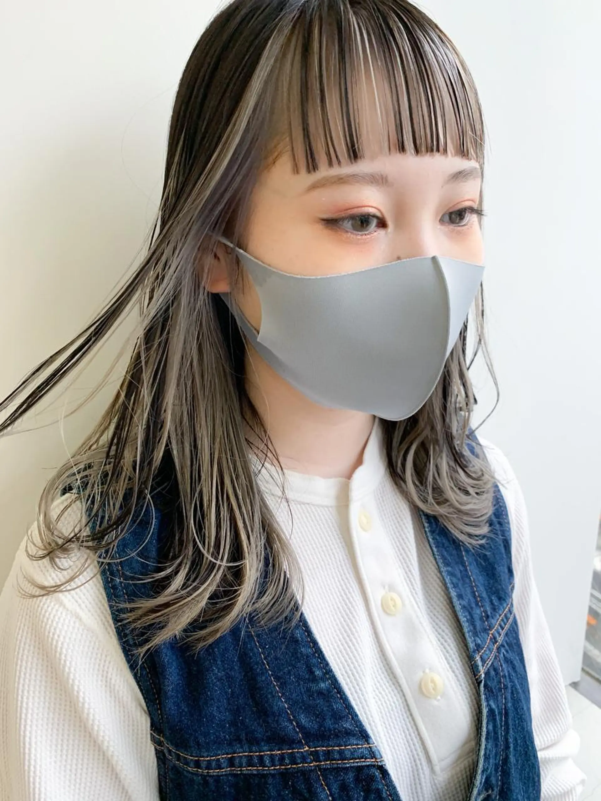 カラー nuu所属・💜ショート💜 ウルフ、ボブ二色亜美のヘアスタイル