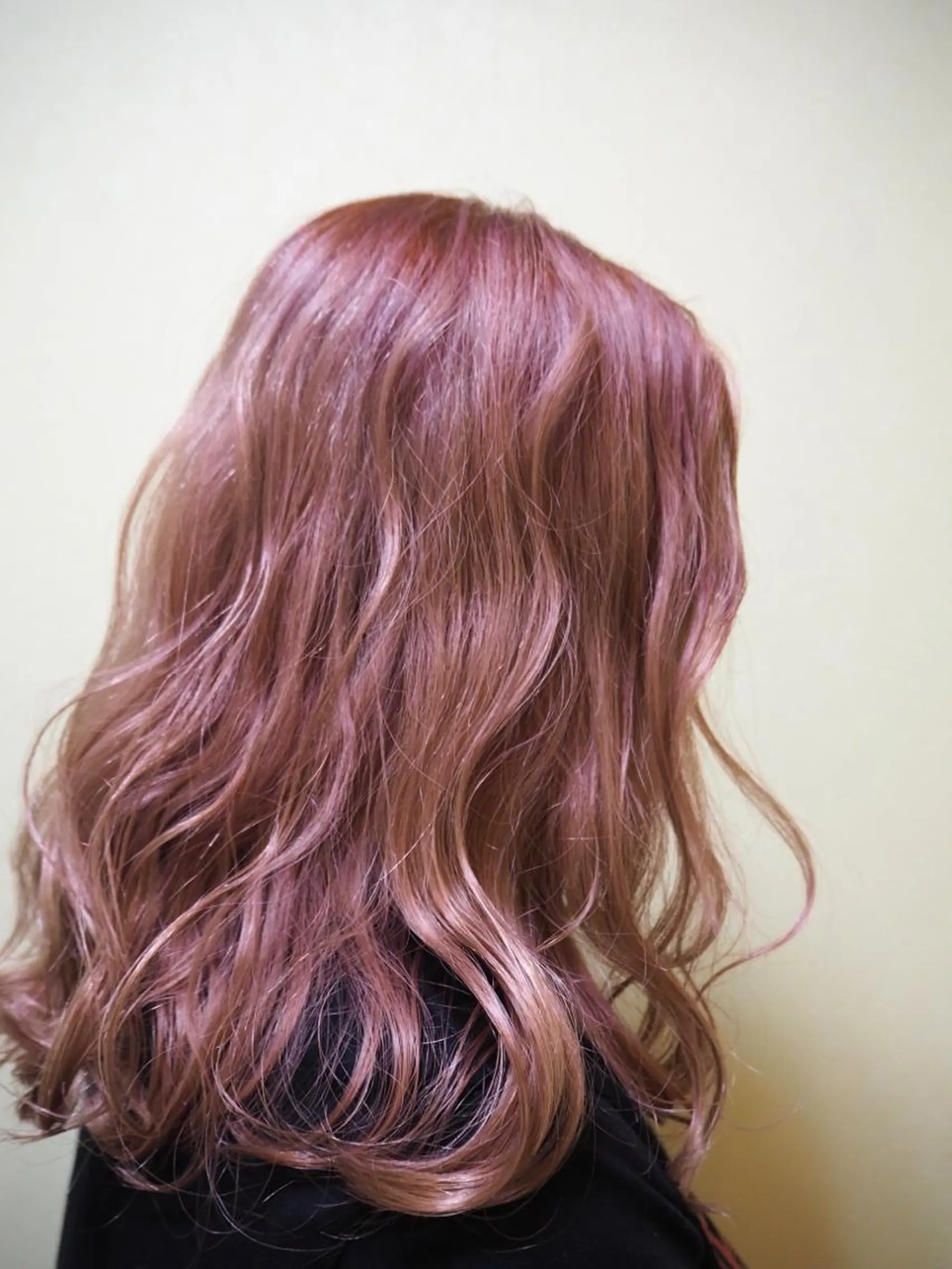 セミロング fuuga春日部店所属・艶髪髪質改善🐰🫧 ai🩵のヘアスタイル