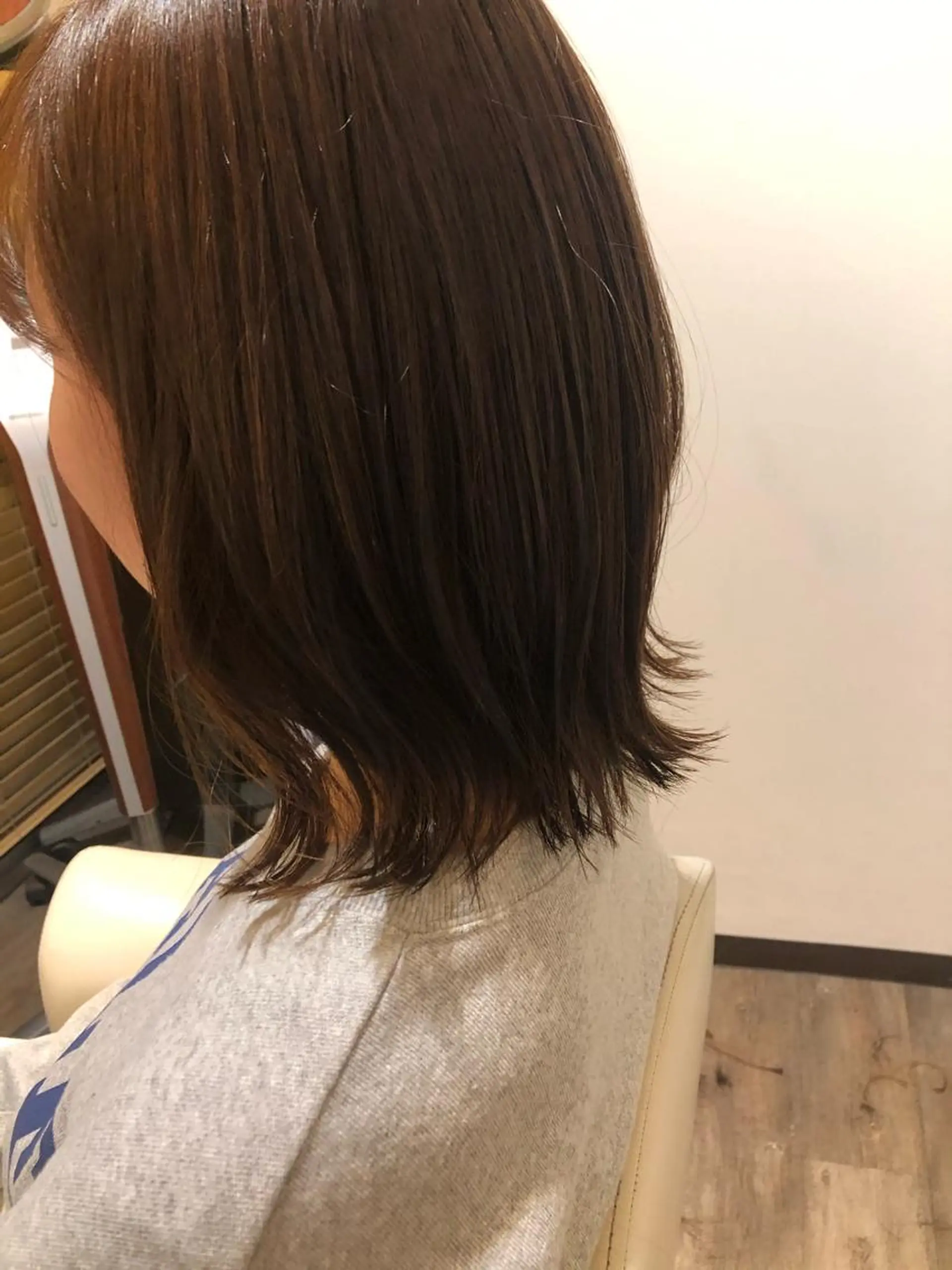 ミディアム 切りっぱなしロブ あらい まさえのヘアスタイル