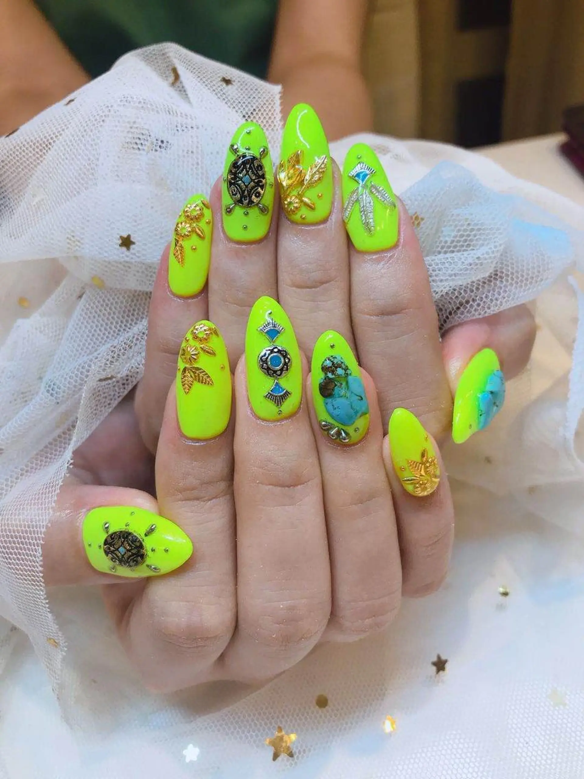 ネイル エムズ エムズのマツエク・マツパデザイン