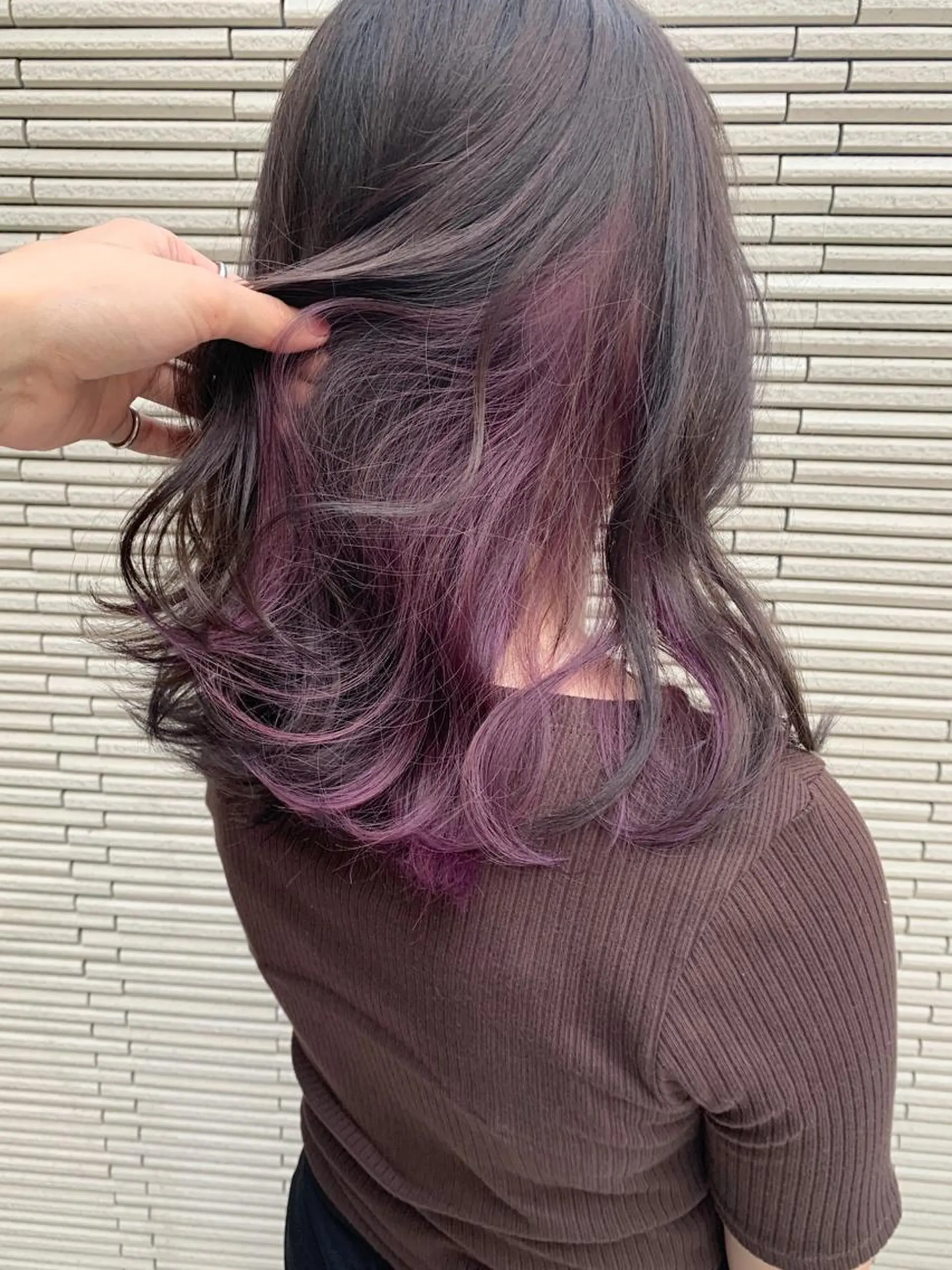 ミディアム カラー ブリーチ ダークグレー パープルカラー ヘアカラー 💈平島 拓也💈のヘアスタイル