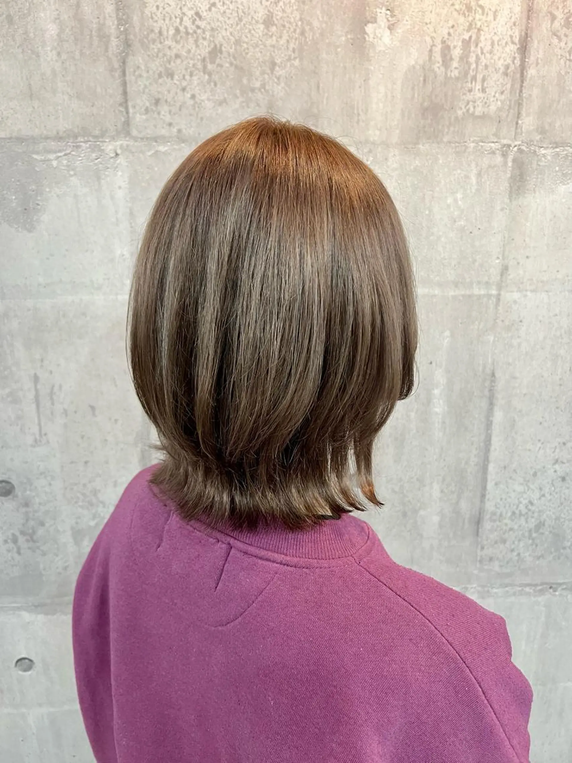 ミディアム カラー ブラウンカラー ミルクティーブラウン ボブ ウルフカット レイヤー/韓国 ハイトーン興津史弥のヘアスタイル