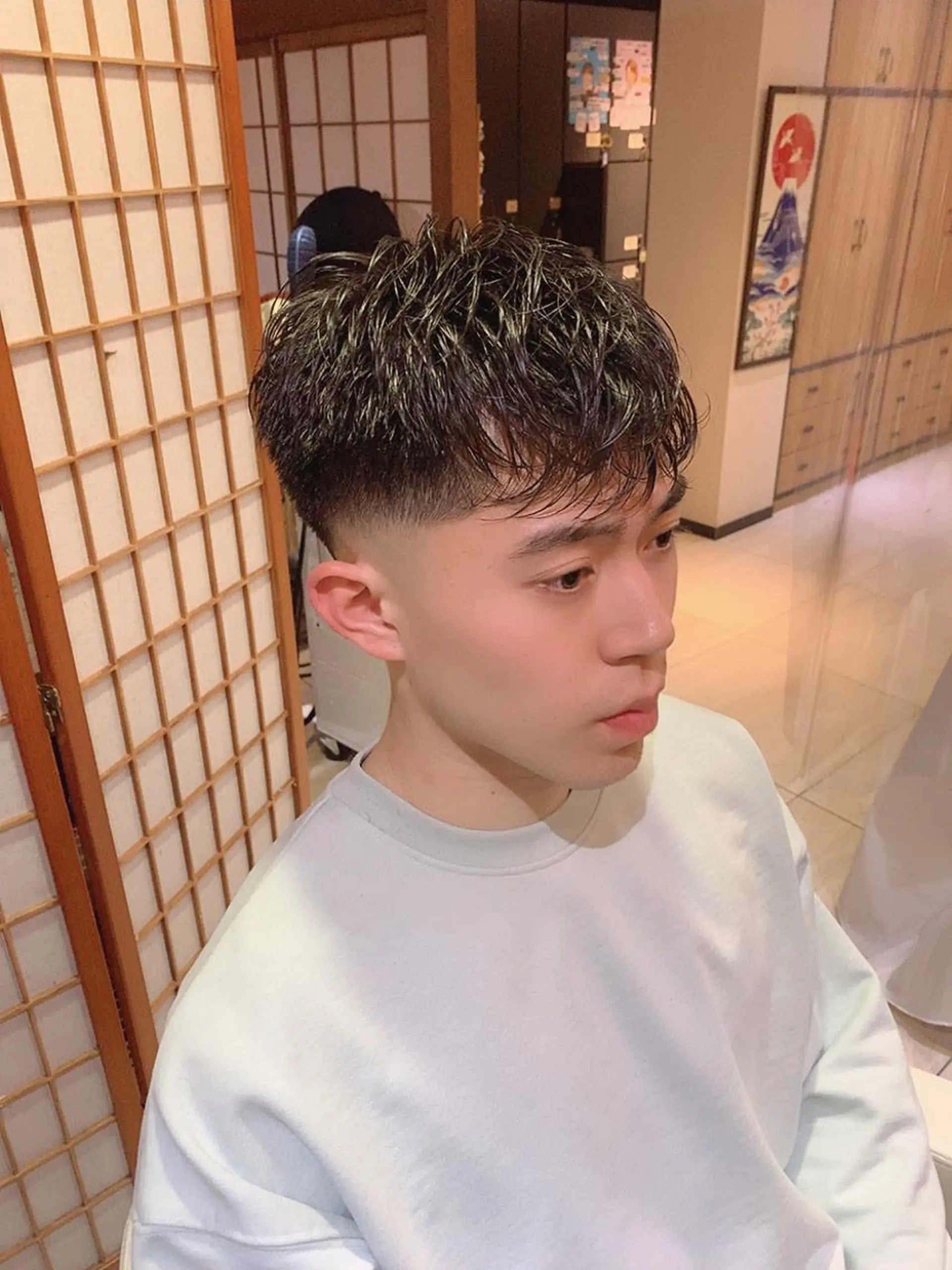 ヘアアレンジ メンズ beautism clock所属・韓国風🇰🇷うる艶 レイヤー/海青🫧のヘアスタイル